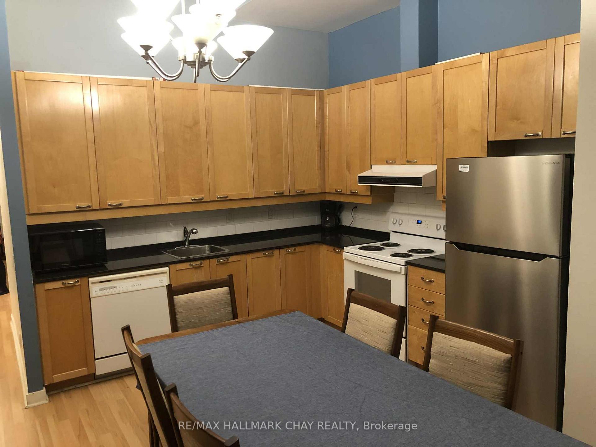Photo 3 of Unit 825, 155 Dalhousie Street, Toronto, Church-Yonge Corridor — HOMEH