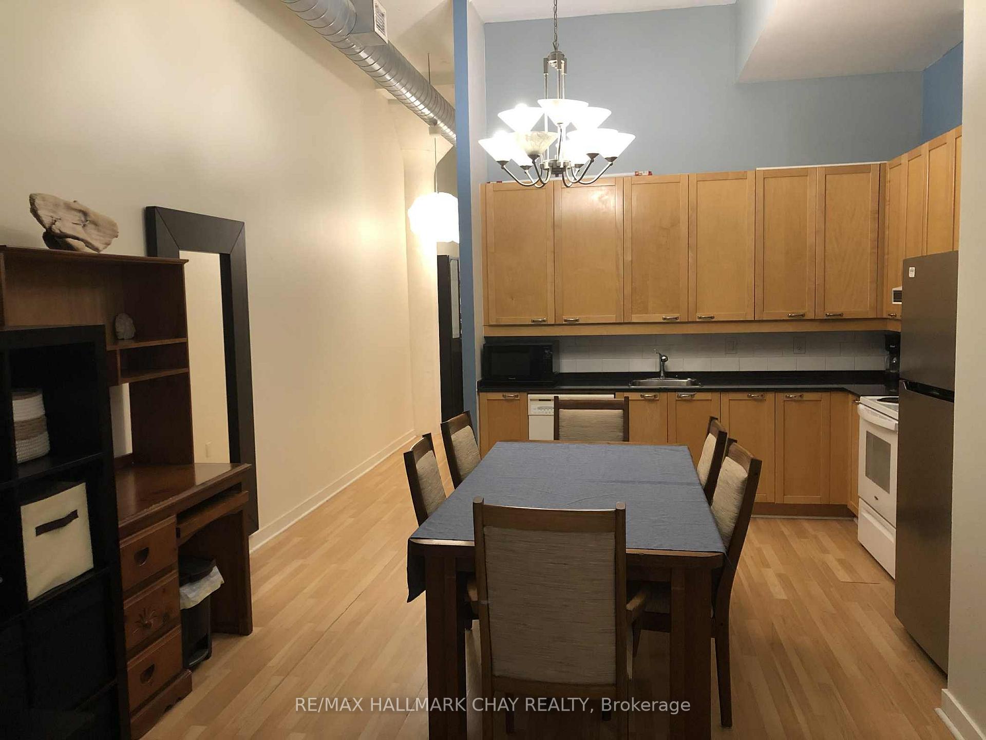 Photo 5 of Unit 825, 155 Dalhousie Street, Toronto, Church-Yonge Corridor — HOMEH