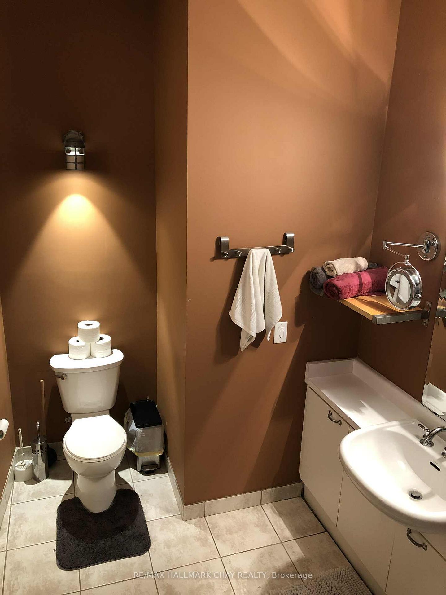 Photo 9 of Unit 825, 155 Dalhousie Street, Toronto, Church-Yonge Corridor — HOMEH