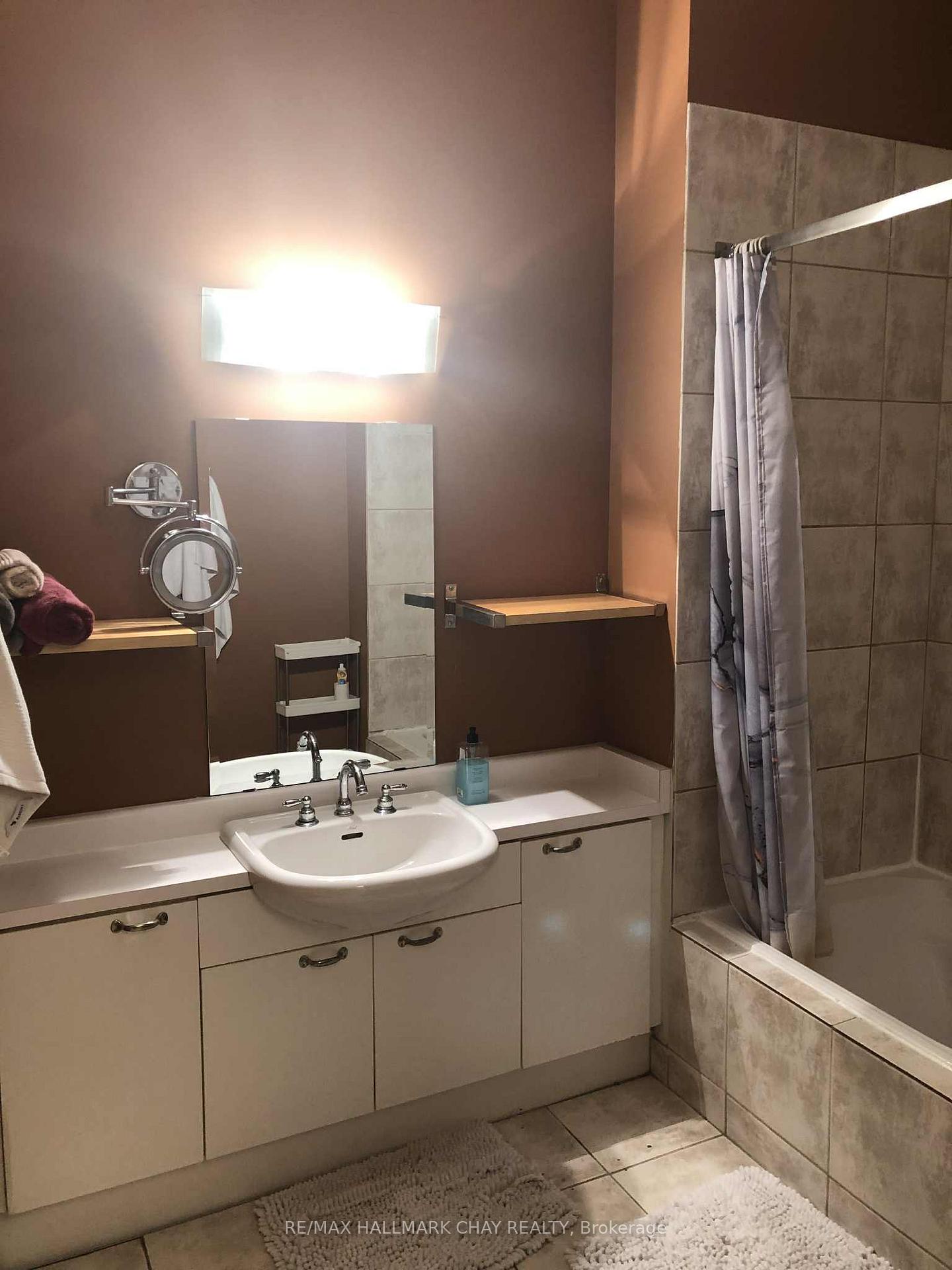 Photo 10 of Unit 825, 155 Dalhousie Street, Toronto, Church-Yonge Corridor — HOMEH