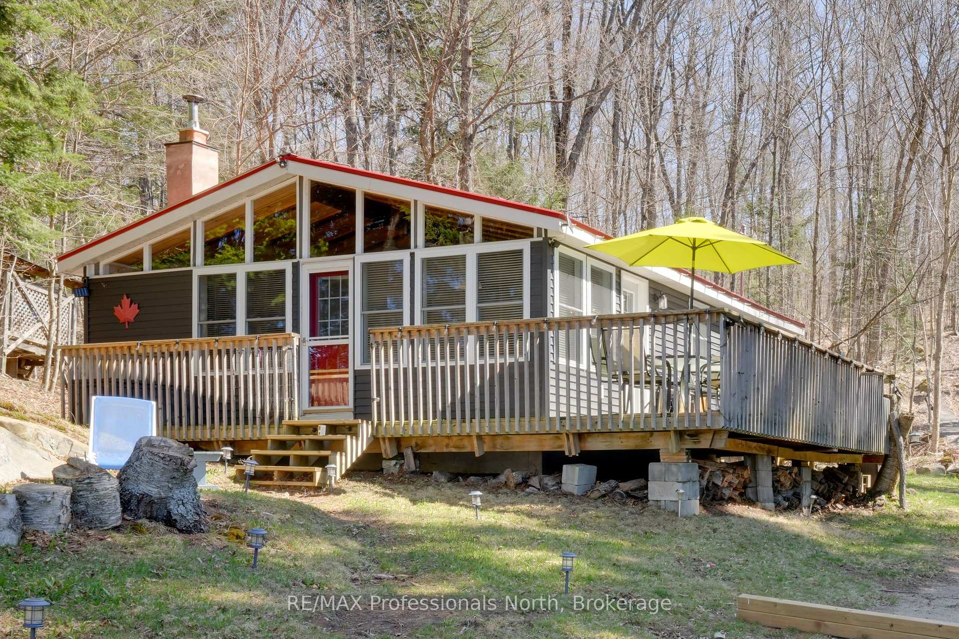 Photo 1 of 636 Skyline Drive, Burk's Falls — HOMEH