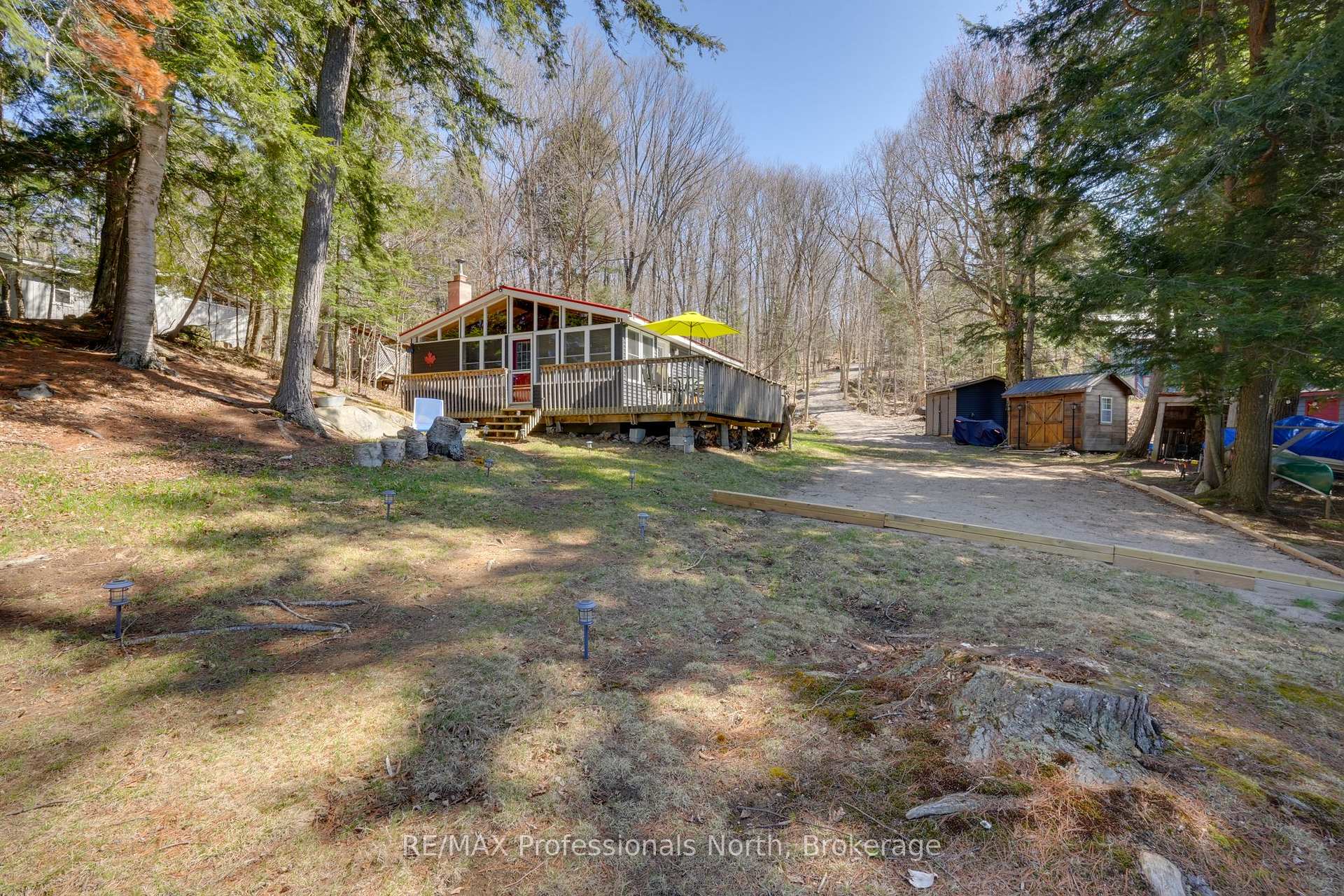 Photo 6 of 636 Skyline Drive, Burk's Falls — HOMEH