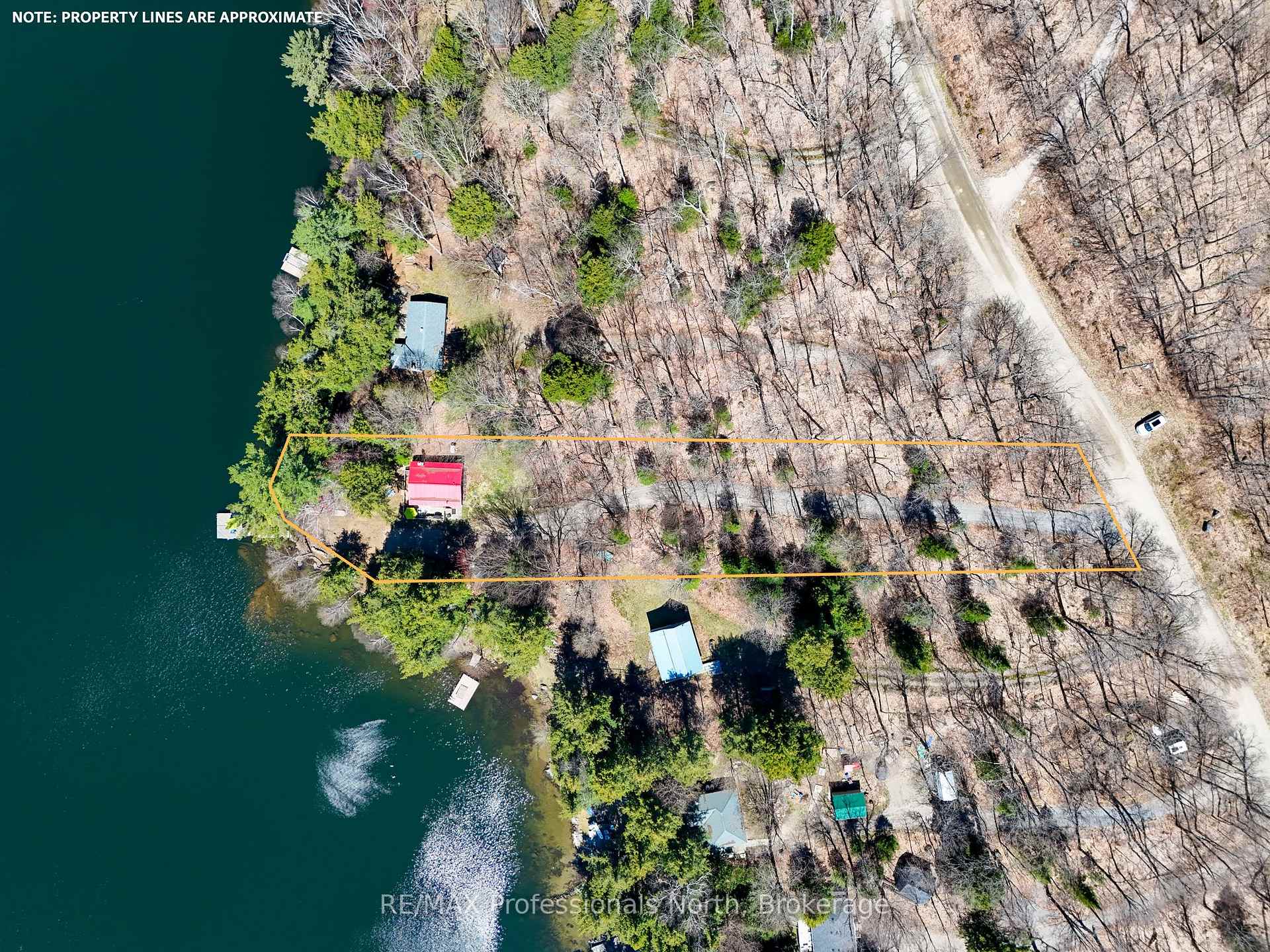 Photo 7 of 636 Skyline Drive, Burk's Falls — HOMEH