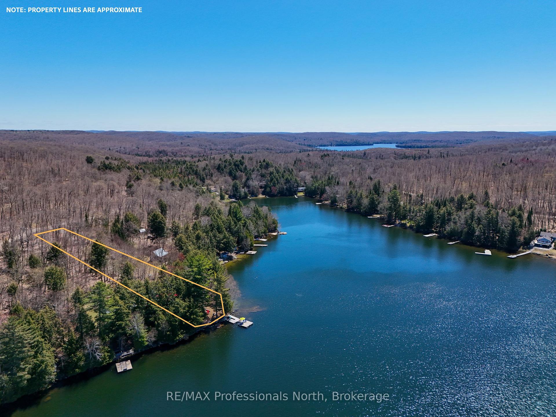 Photo 37 of 636 Skyline Drive, Burk's Falls — HOMEH