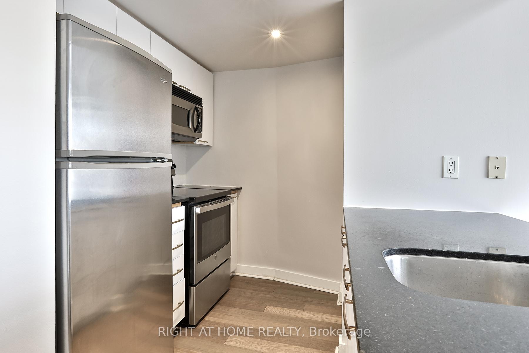 Photo 3 of Unit 408, 255 Richmond Street E, Toronto, Moss Park — HOMEH