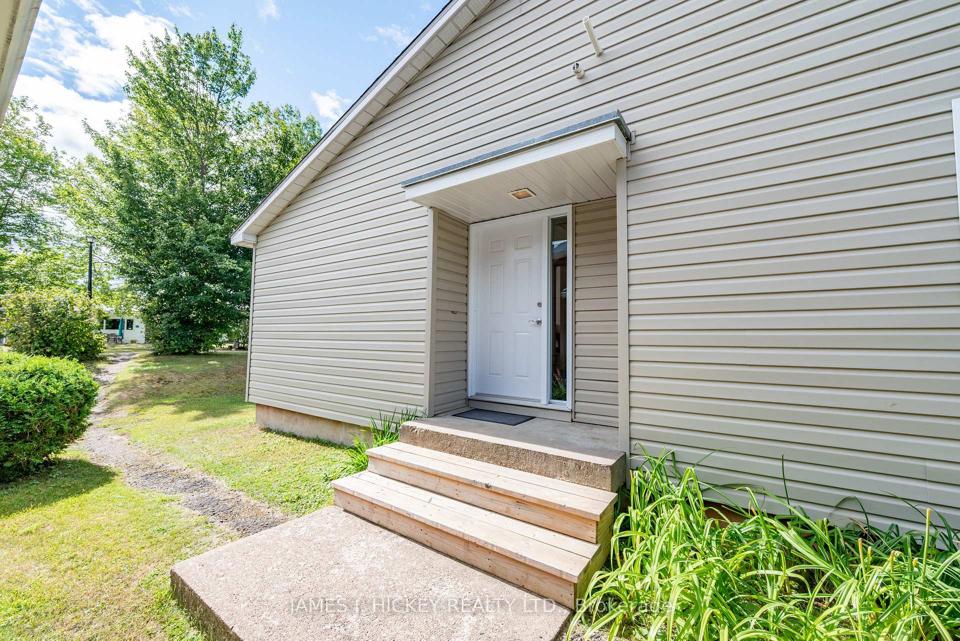Photo 2 of 100 Maple Street, Deep River, Deep River — HOMEH
