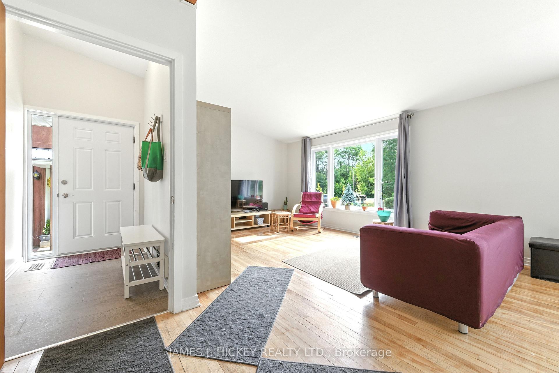 Photo 6 of 100 Maple Street, Deep River, Deep River — HOMEH