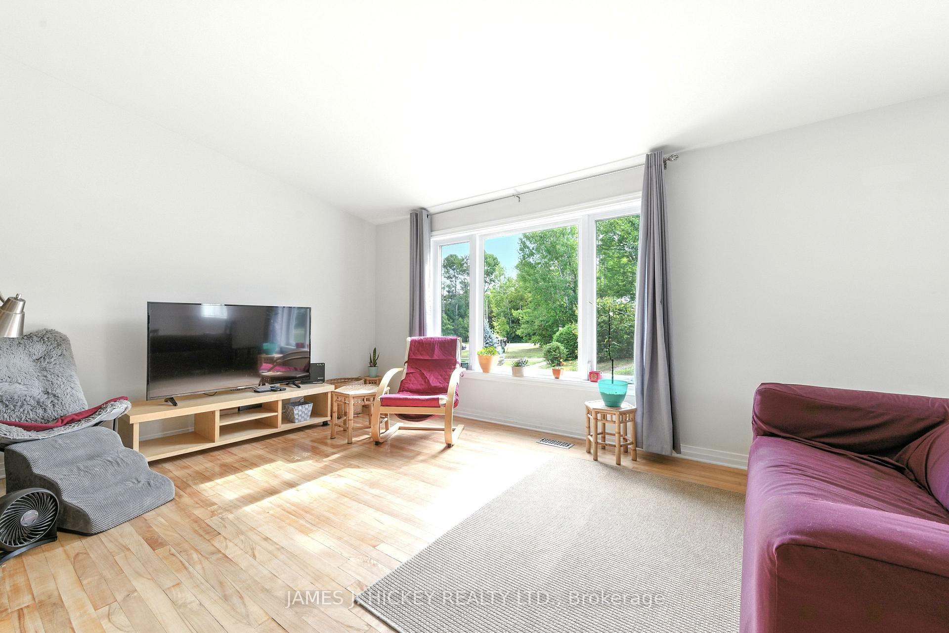 Photo 9 of 100 Maple Street, Deep River, Deep River — HOMEH