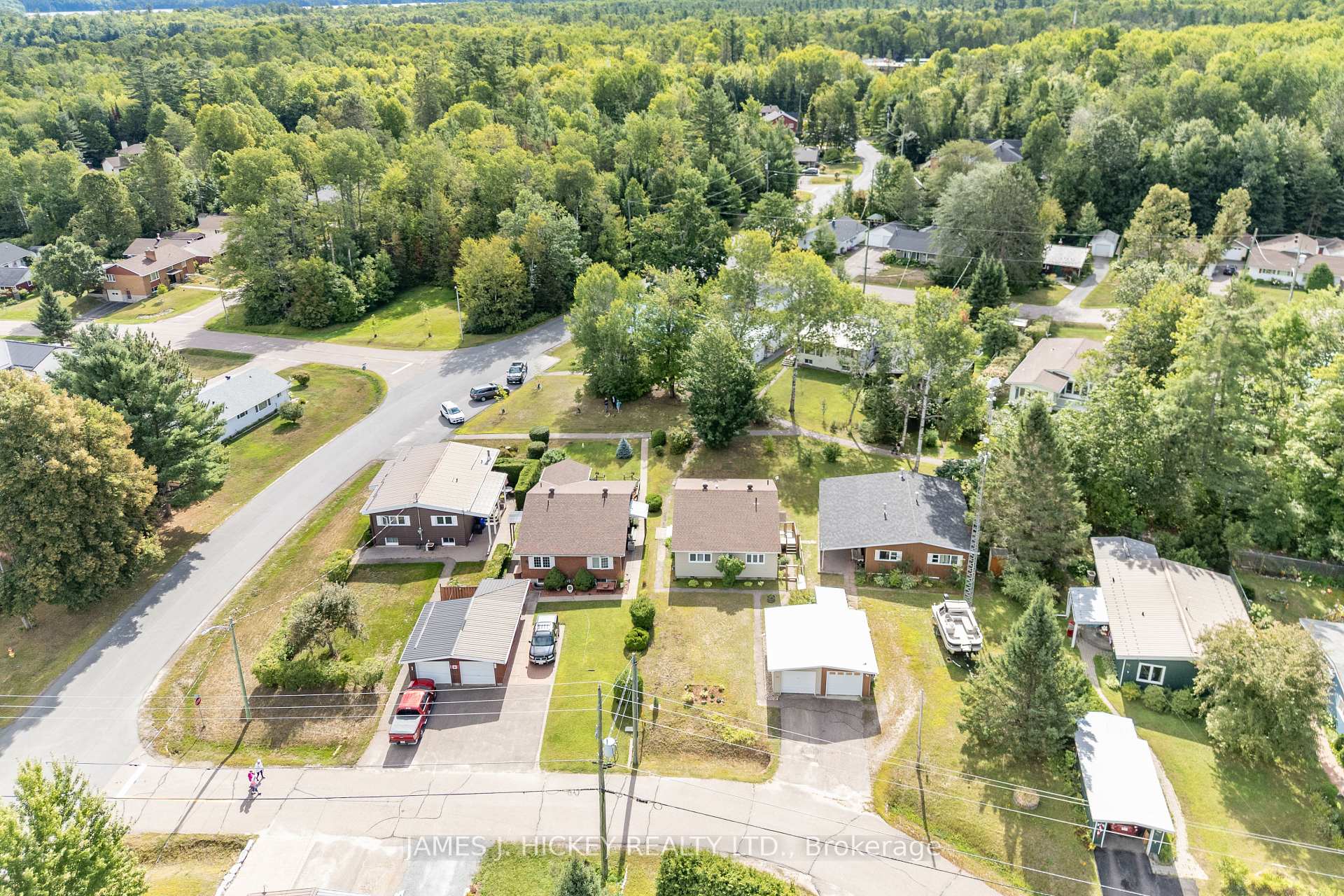 Photo 34 of 100 Maple Street, Deep River, Deep River — HOMEH