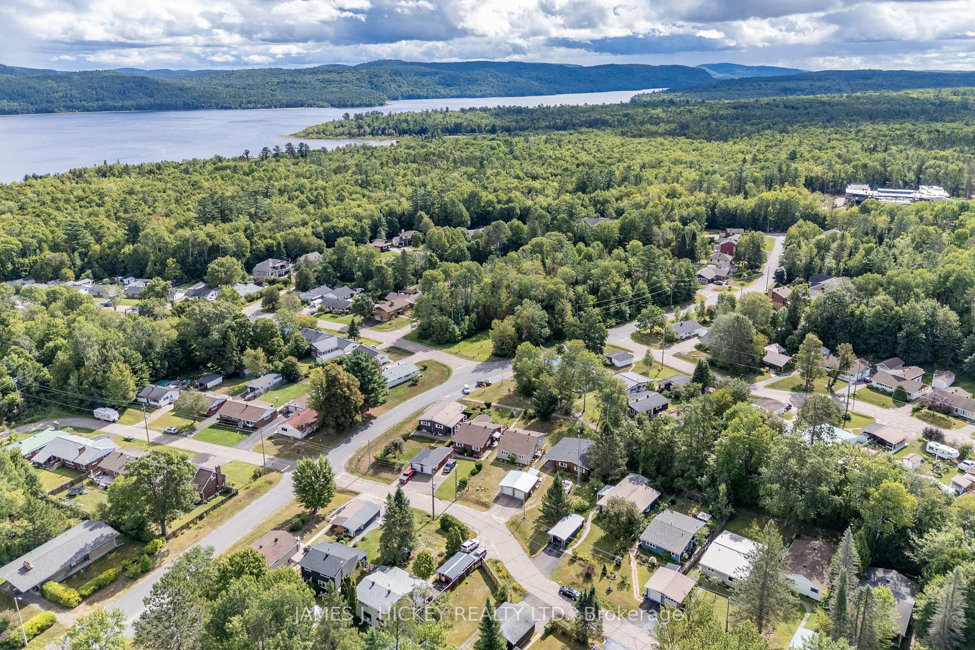 Photo 41 of 100 Maple Street, Deep River, Deep River — HOMEH