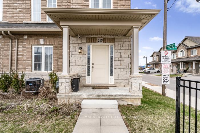 Photo 3 of 299 Dalgleish Trail, Hamilton, Rural Glanbrook — HOMEH