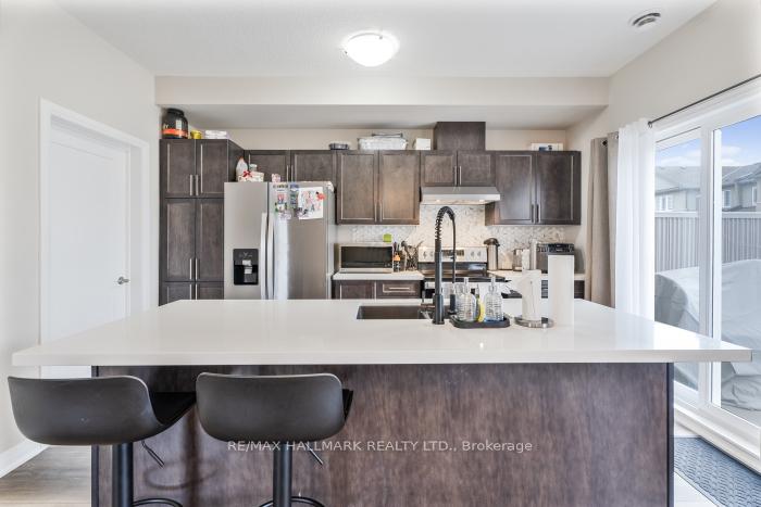 Photo 18 of 299 Dalgleish Trail, Hamilton, Rural Glanbrook — HOMEH