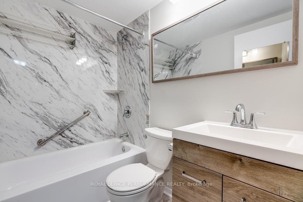 Photo 14 of Unit 406, 118 Fourth Street E, Cornwall — HOMEH