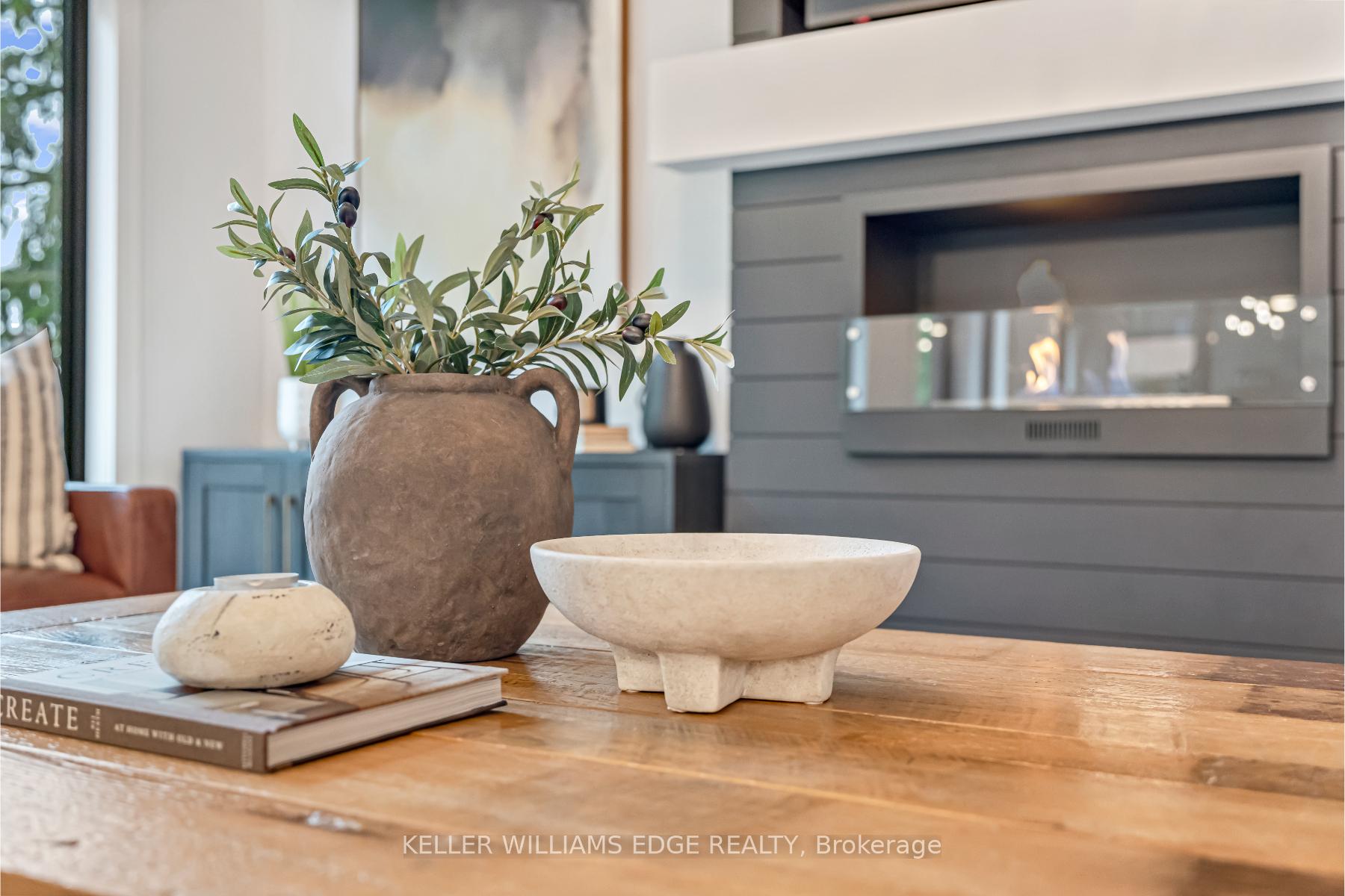 Photo 21 of 5 Carl Crescent, Hamilton, Waterdown — HOMEH