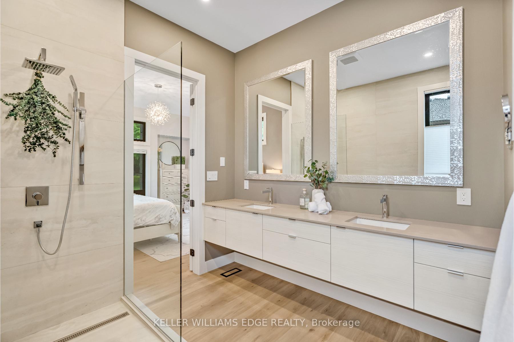 Photo 66 of 5 Carl Crescent, Hamilton, Waterdown — HOMEH