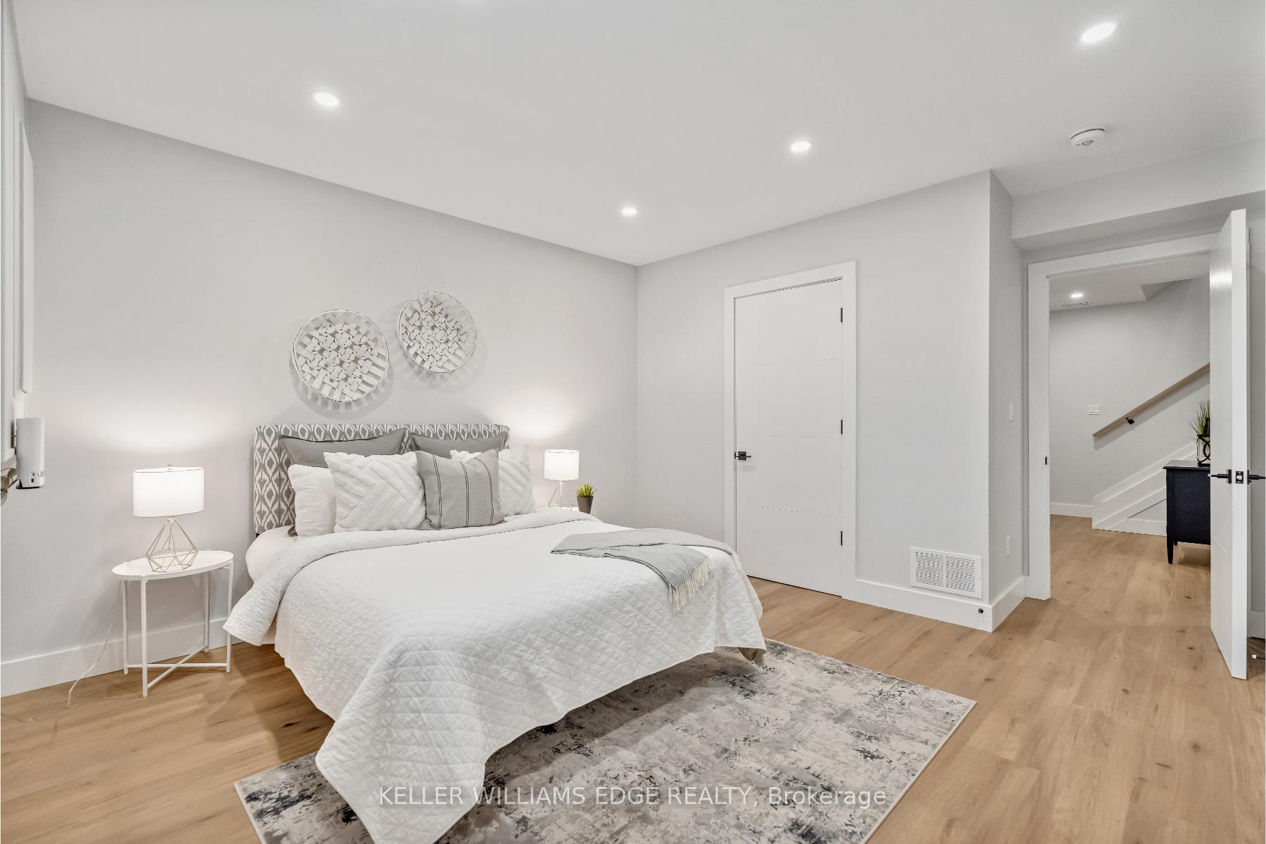 Photo 78 of 5 Carl Crescent, Hamilton, Waterdown — HOMEH