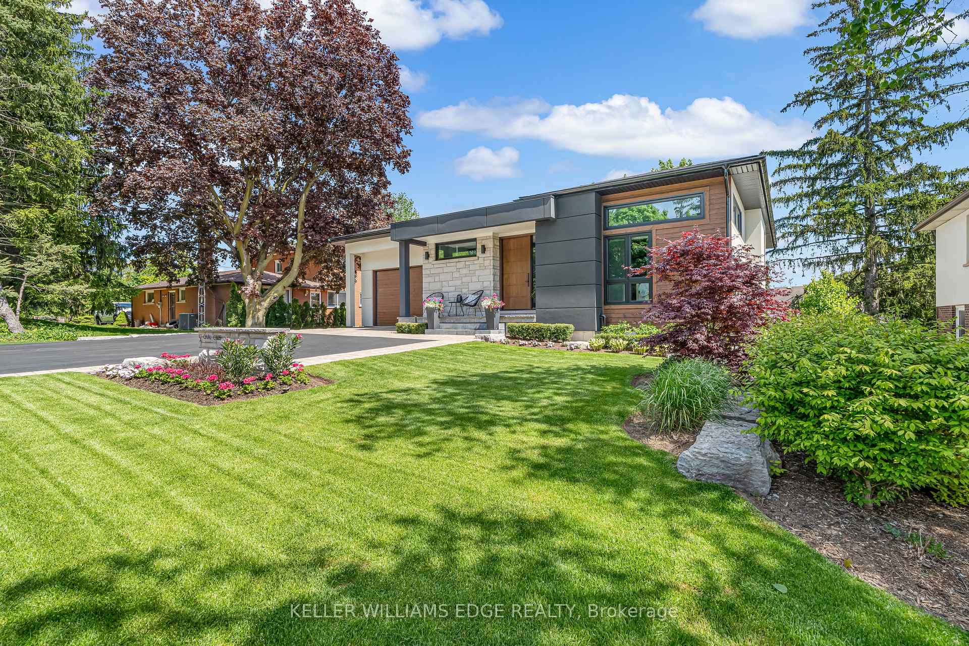 Photo 24 of 5 Carl Crescent, Hamilton, Waterdown — HOMEH