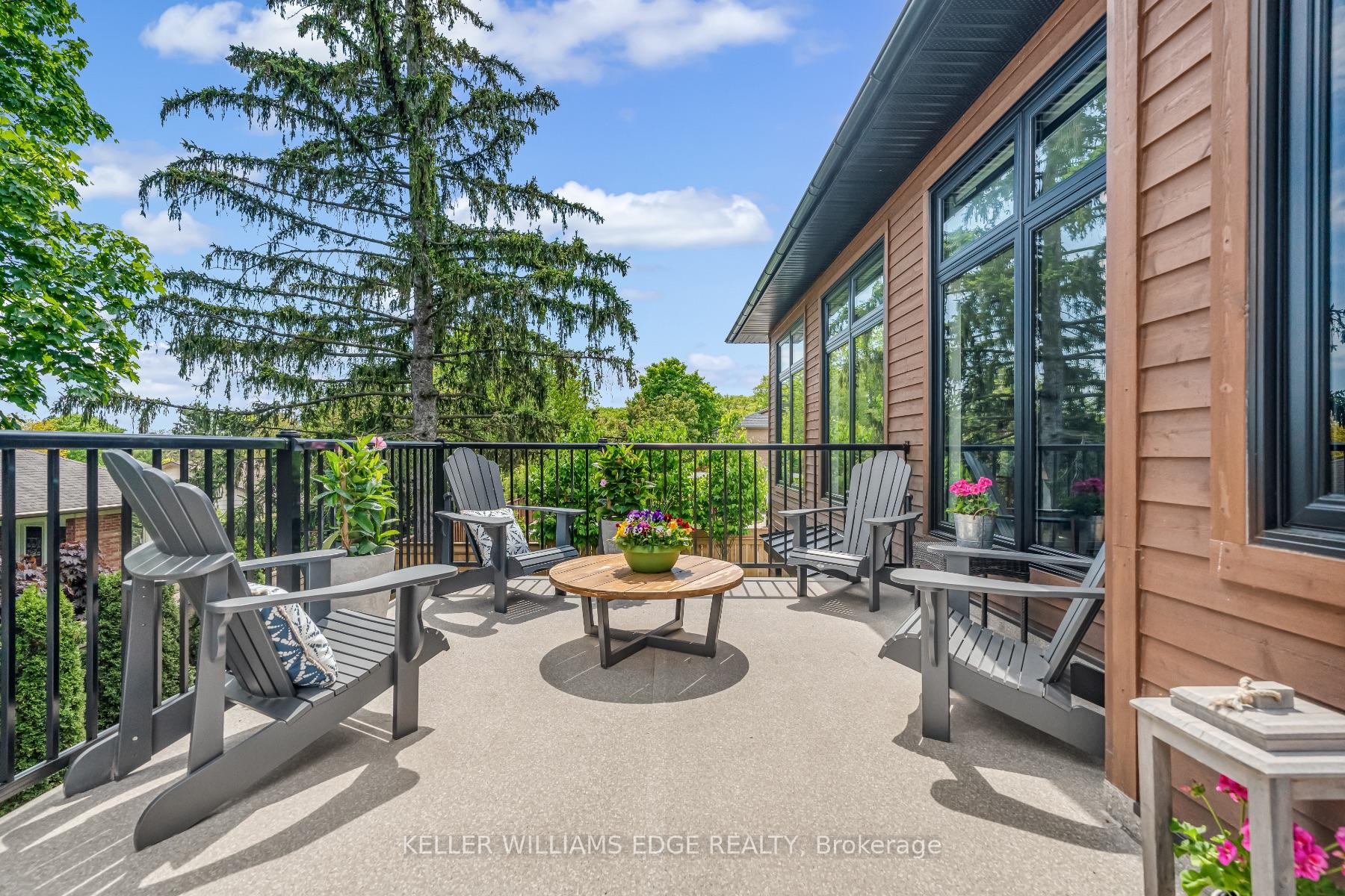 Photo 87 of 5 Carl Crescent, Hamilton, Waterdown — HOMEH