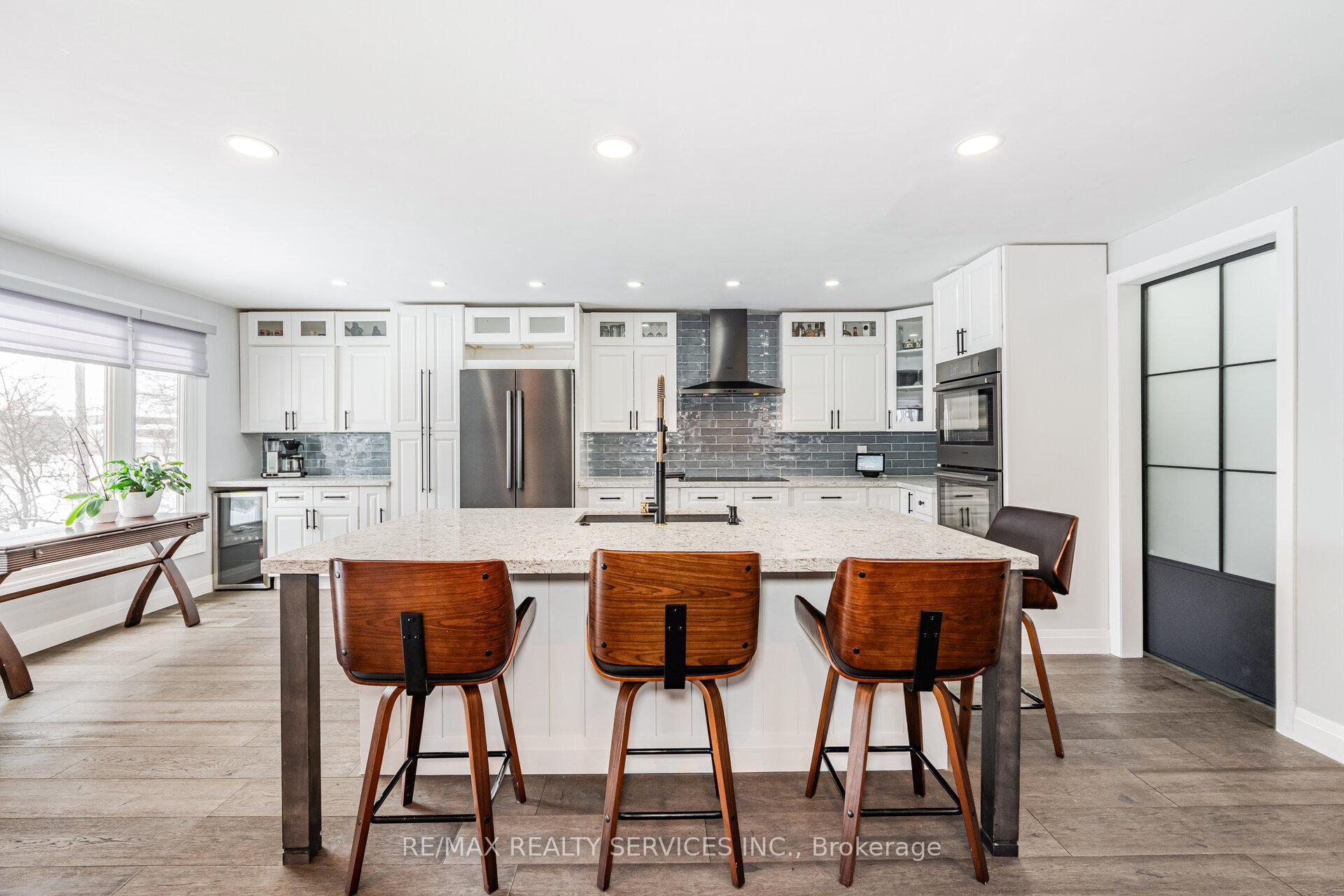 Photo 1 of 13 Royal Palm Drive, Brampton, Heart Lake East — HOMEH