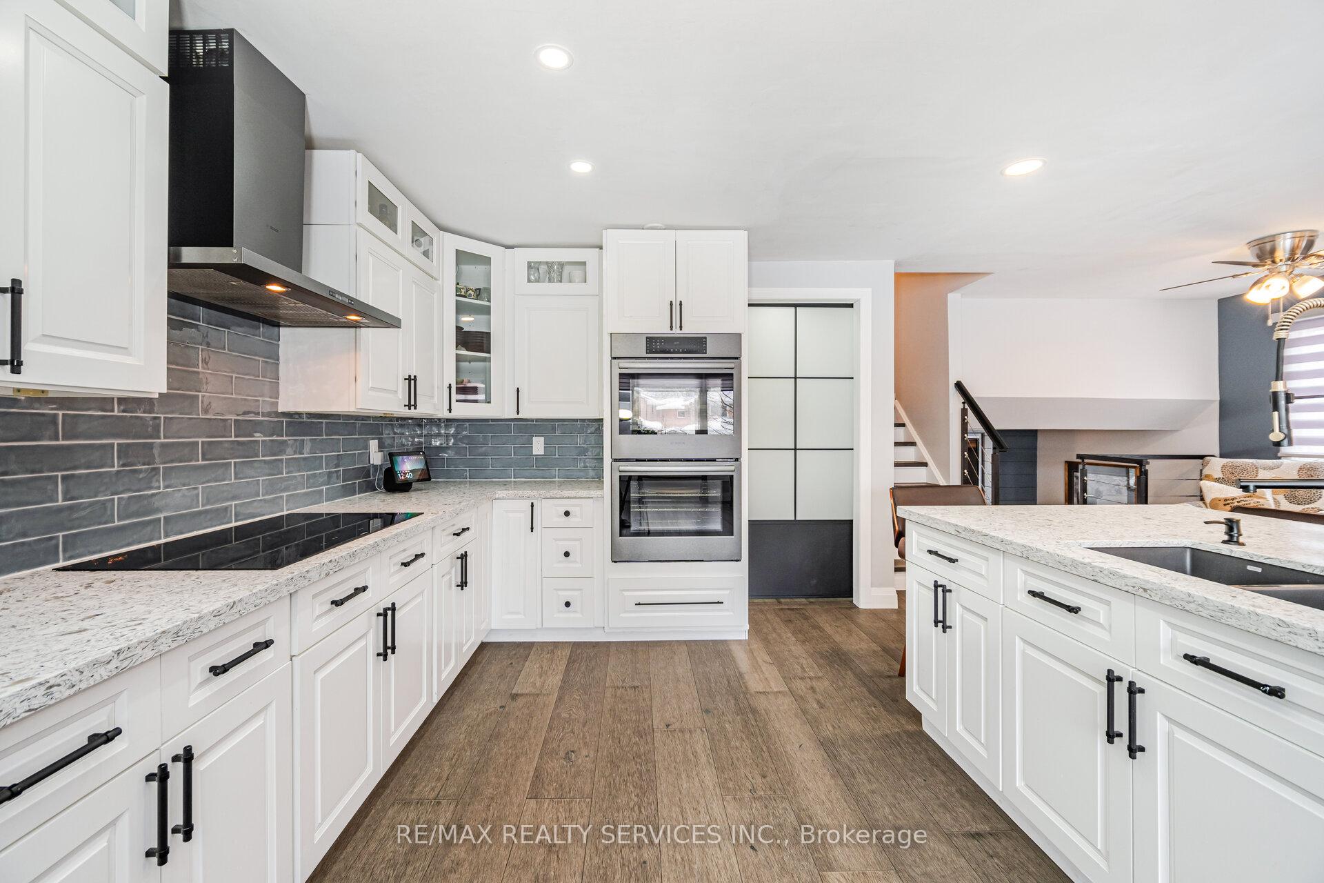 Photo 13 of 13 Royal Palm Drive, Brampton, Heart Lake East — HOMEH