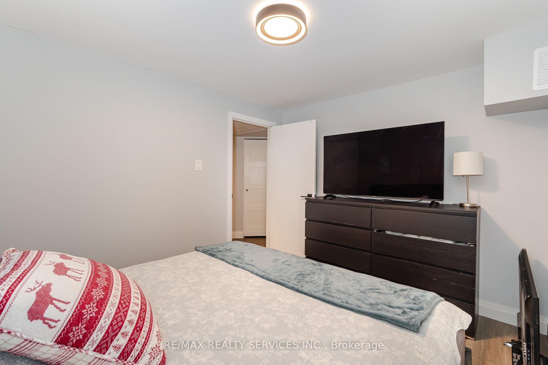 Photo 18 of 13 Royal Palm Drive, Brampton, Heart Lake East — HOMEH