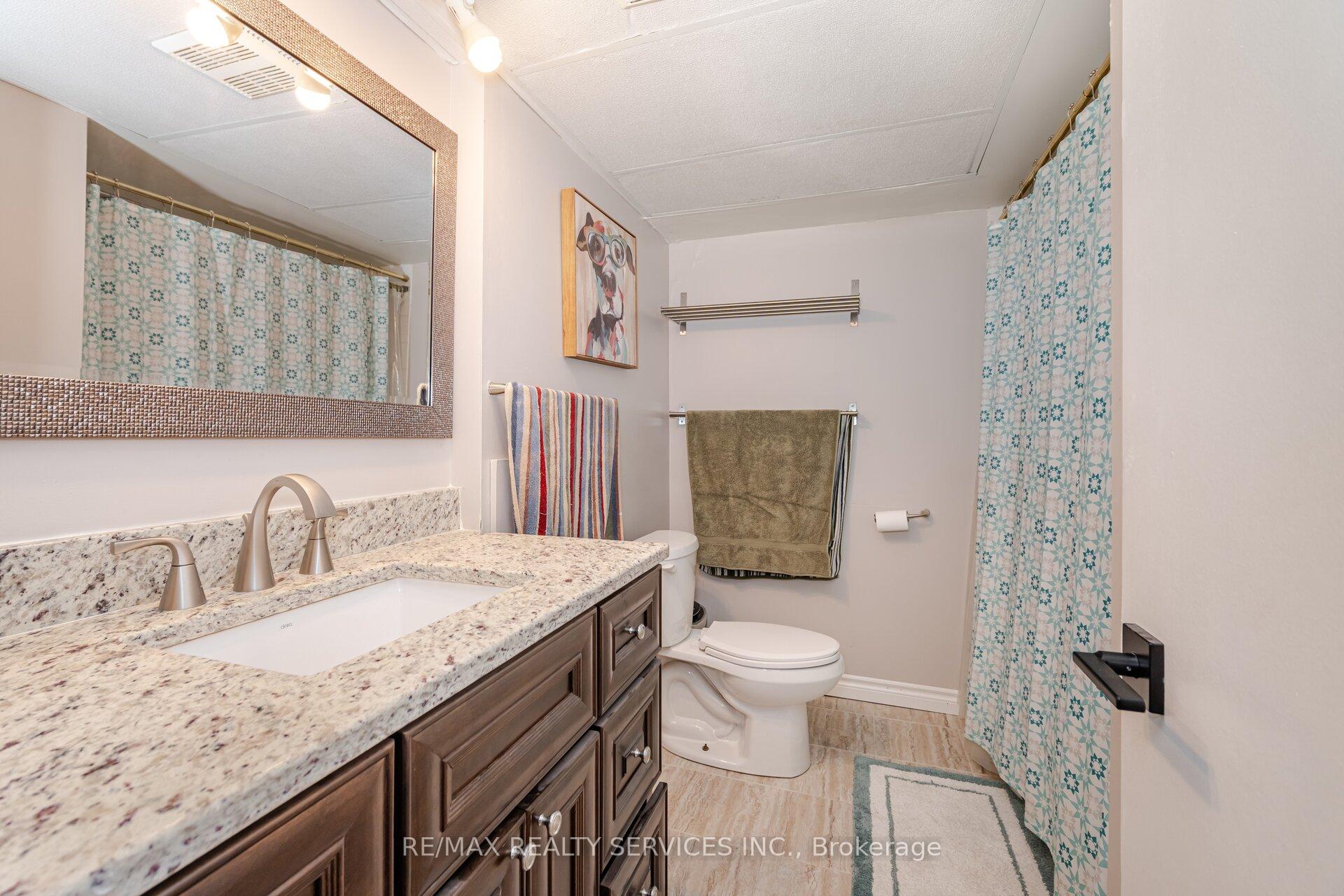 Photo 17 of 13 Royal Palm Drive, Brampton, Heart Lake East — HOMEH