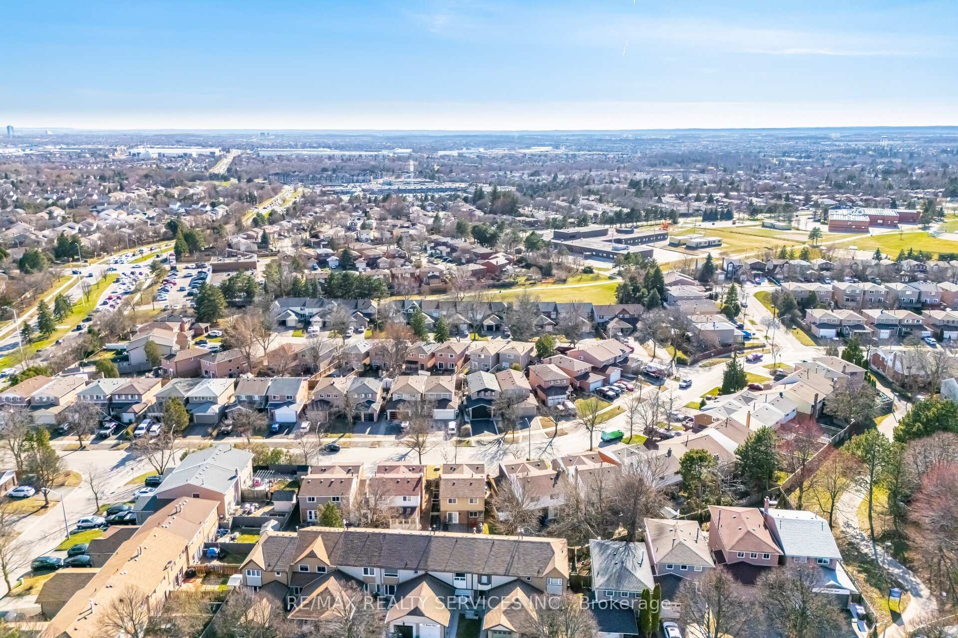 Photo 31 of 13 Royal Palm Drive, Brampton, Heart Lake East — HOMEH
