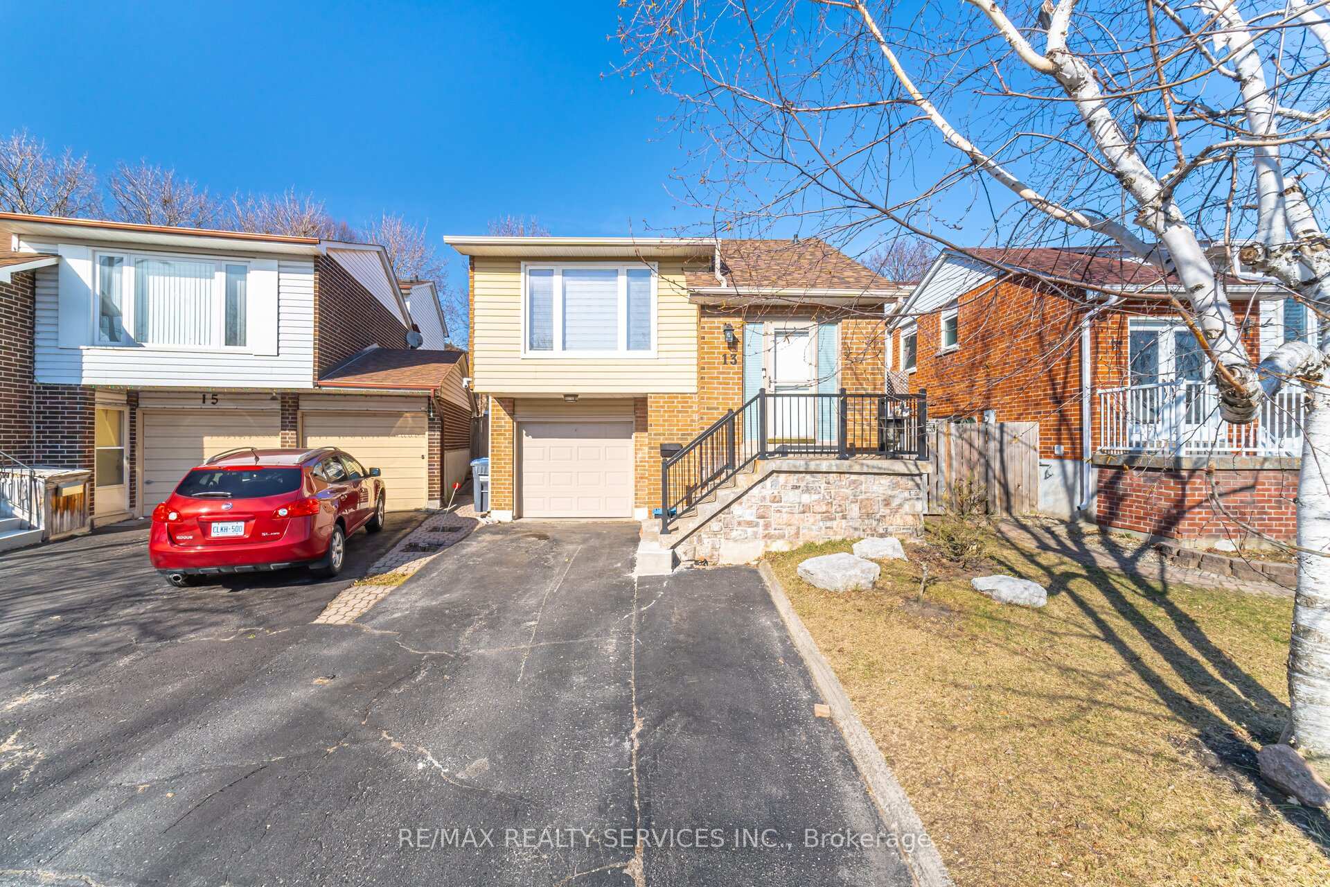 Photo 29 of 13 Royal Palm Drive, Brampton, Heart Lake East — HOMEH
