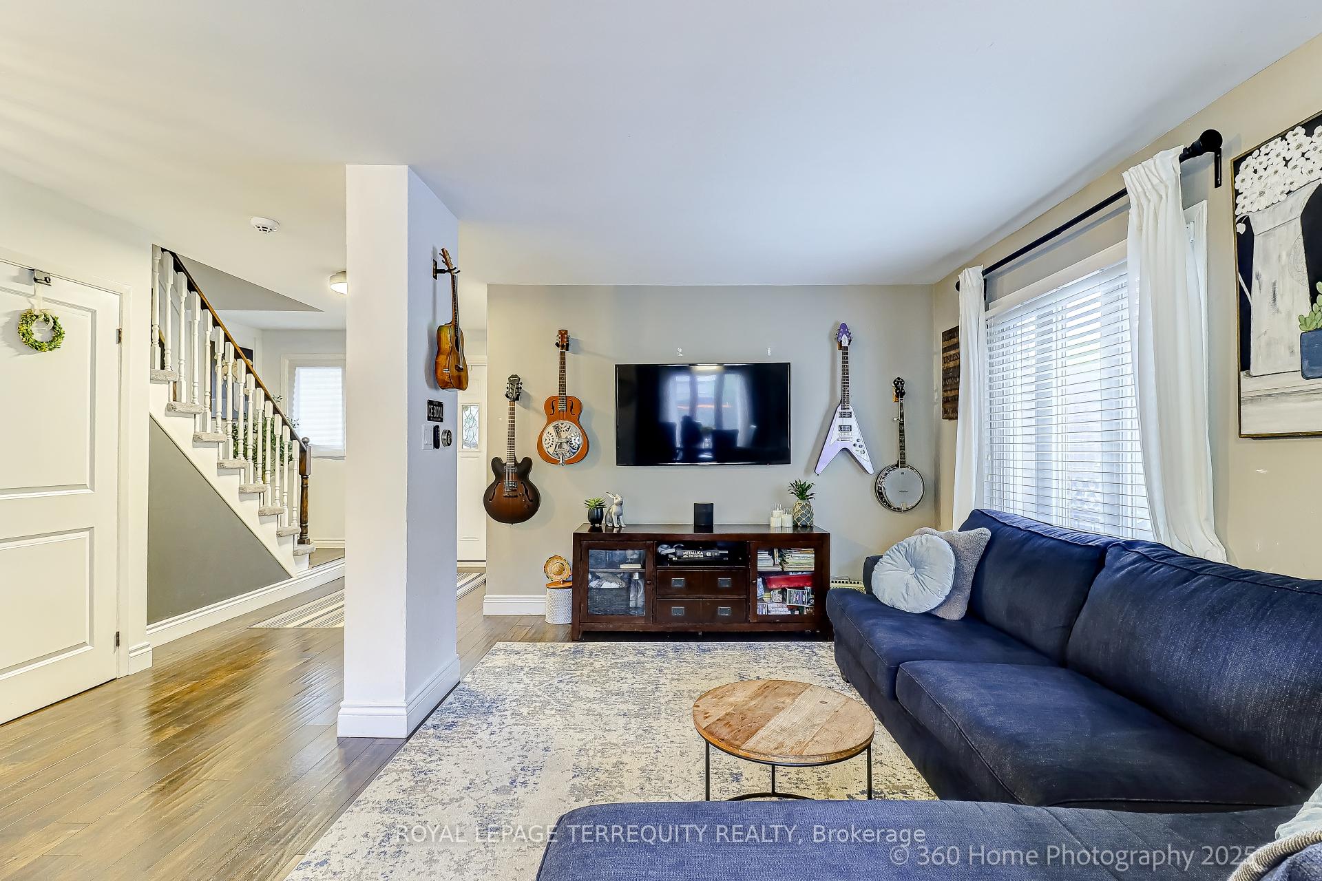 Photo 14 of 19 Tralee Street, Brampton, Heart Lake West — HOMEH