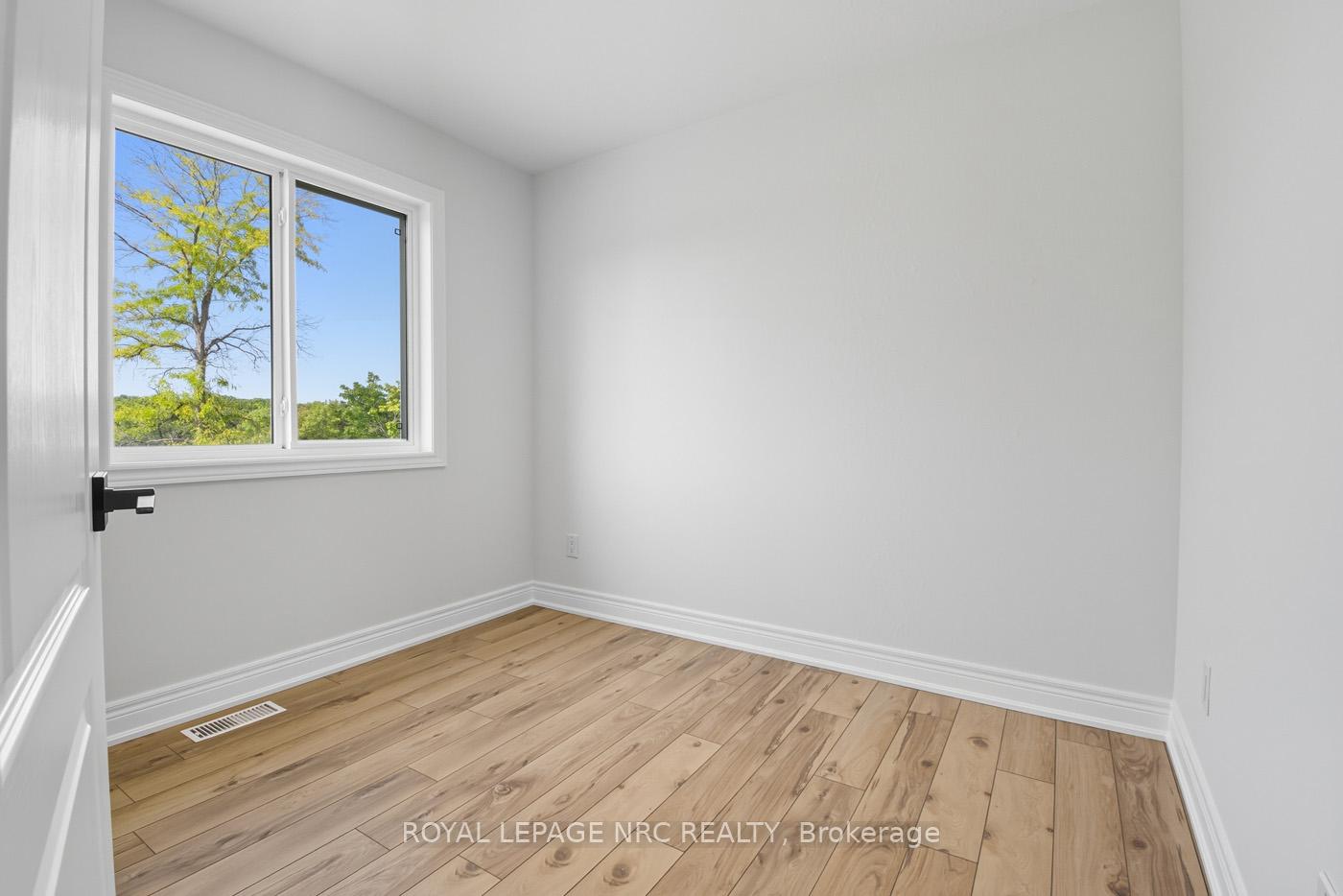 Photo 19 of Unit 13, 121A Moffatt Street, St. Catharines, Oakdale — HOMEH
