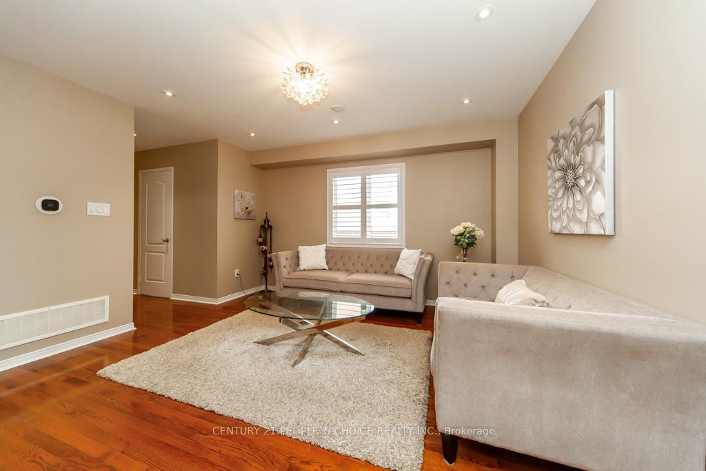 Photo 7 of 86 Tozer Crescent, Ajax, Northwest Ajax — HOMEH