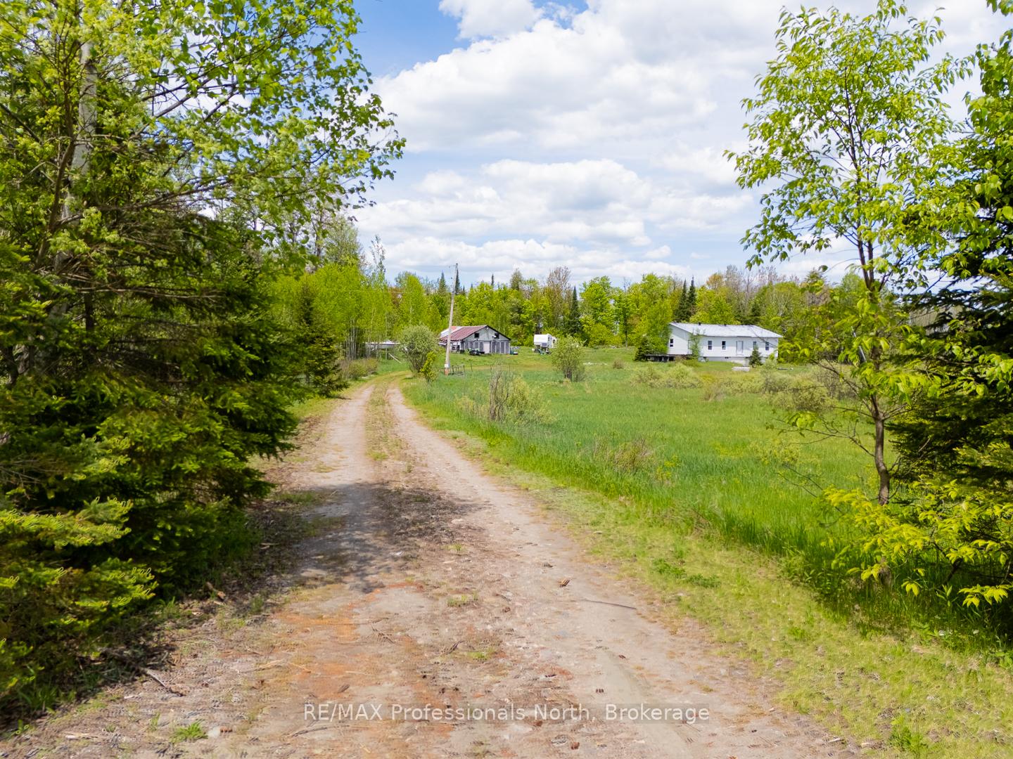 Photo 7 of 1468 Nelson Lake Road, Magnetawan, Spence — HOMEH