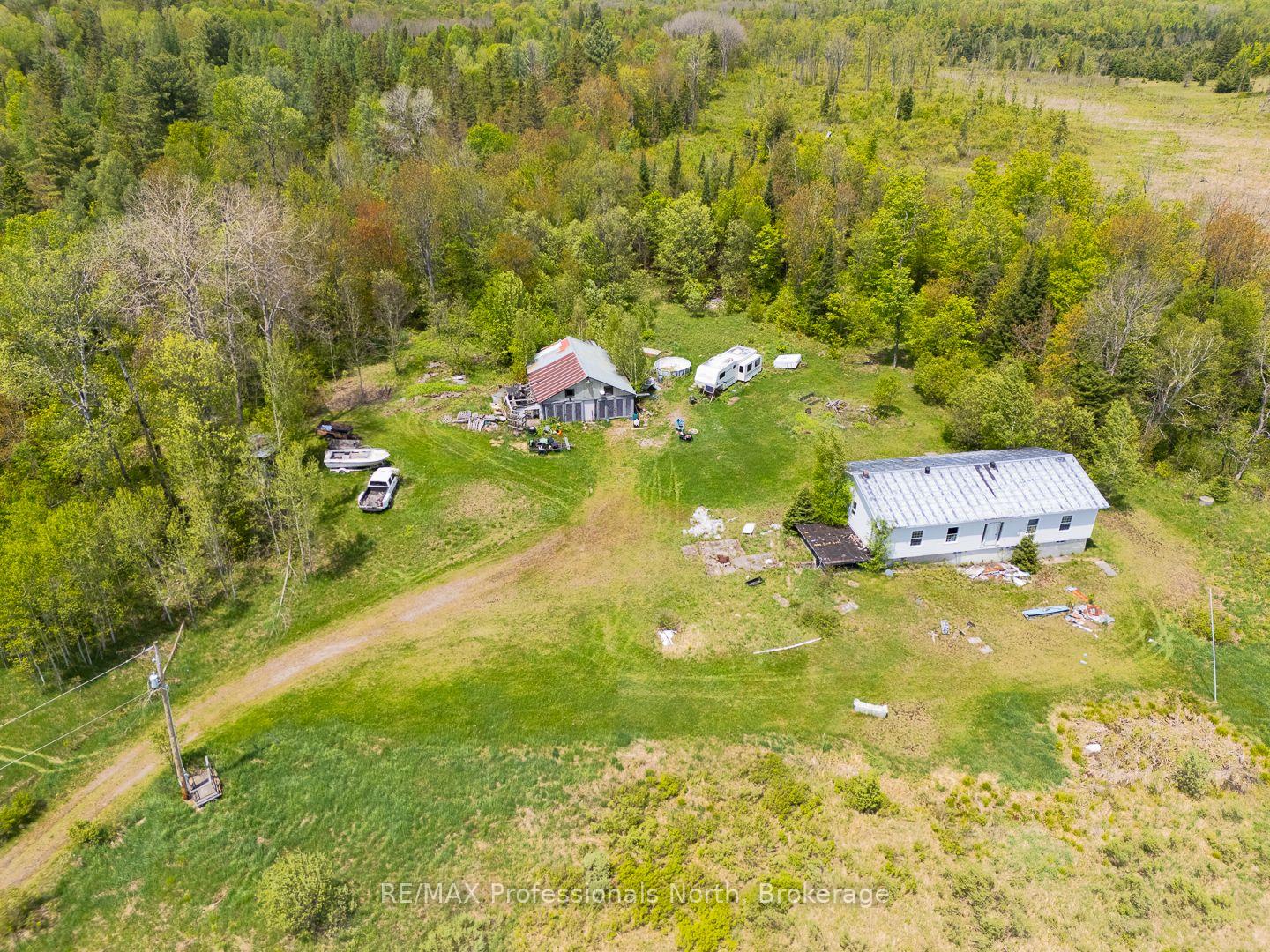 Photo 8 of 1468 Nelson Lake Road, Magnetawan, Spence — HOMEH