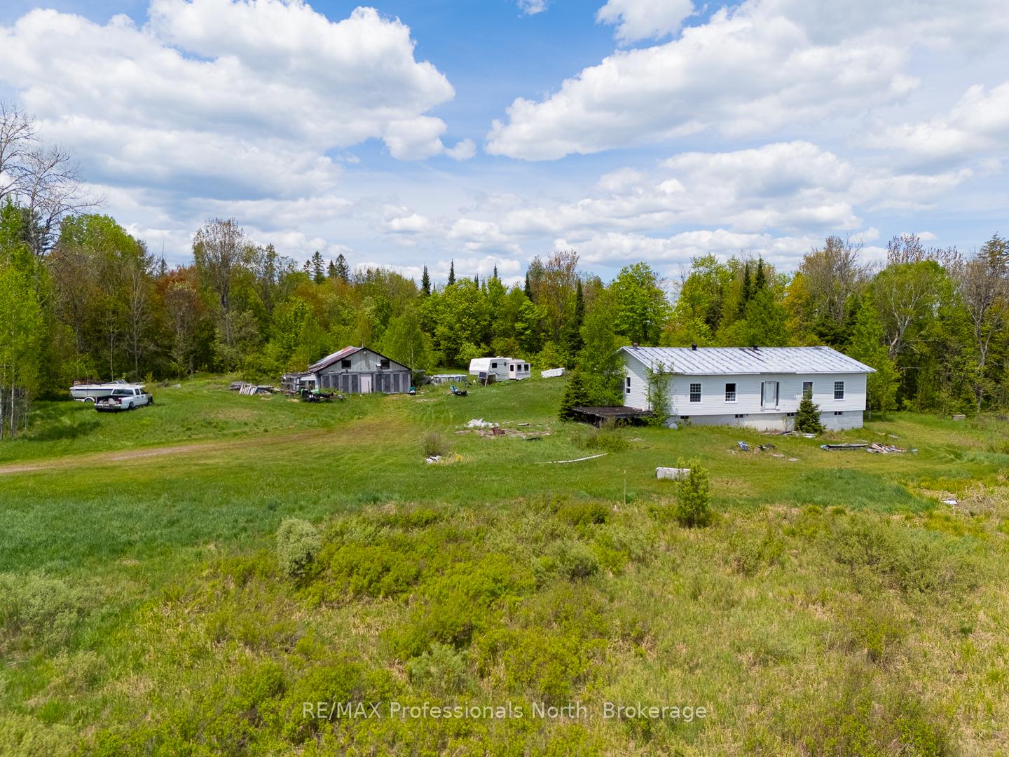 Photo 9 of 1468 Nelson Lake Road, Magnetawan, Spence — HOMEH