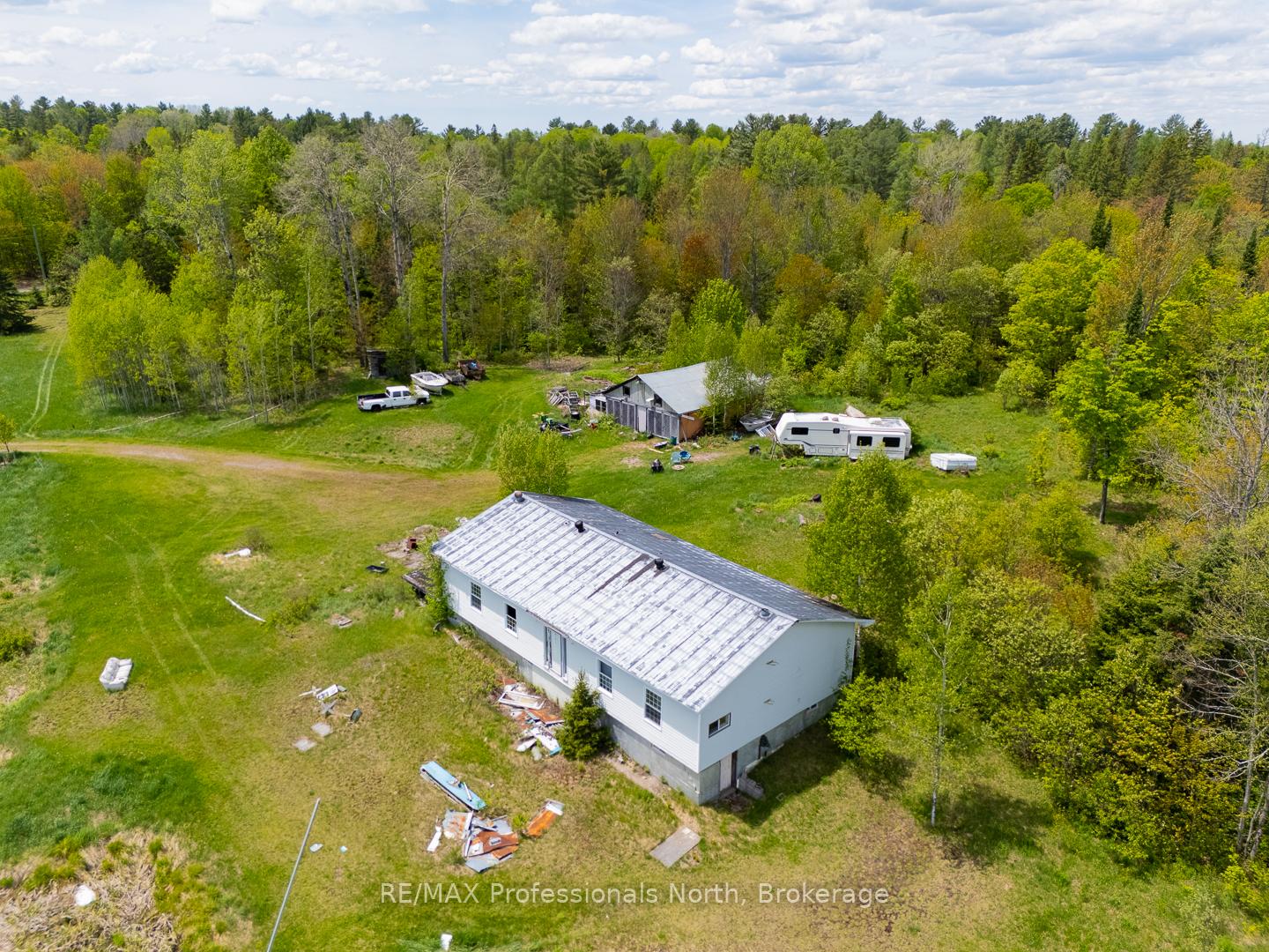 Photo 12 of 1468 Nelson Lake Road, Magnetawan, Spence — HOMEH