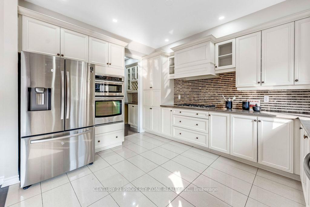 Photo 5 of 95 Teal Crest Circle, Brampton, Credit Valley — HOMEH