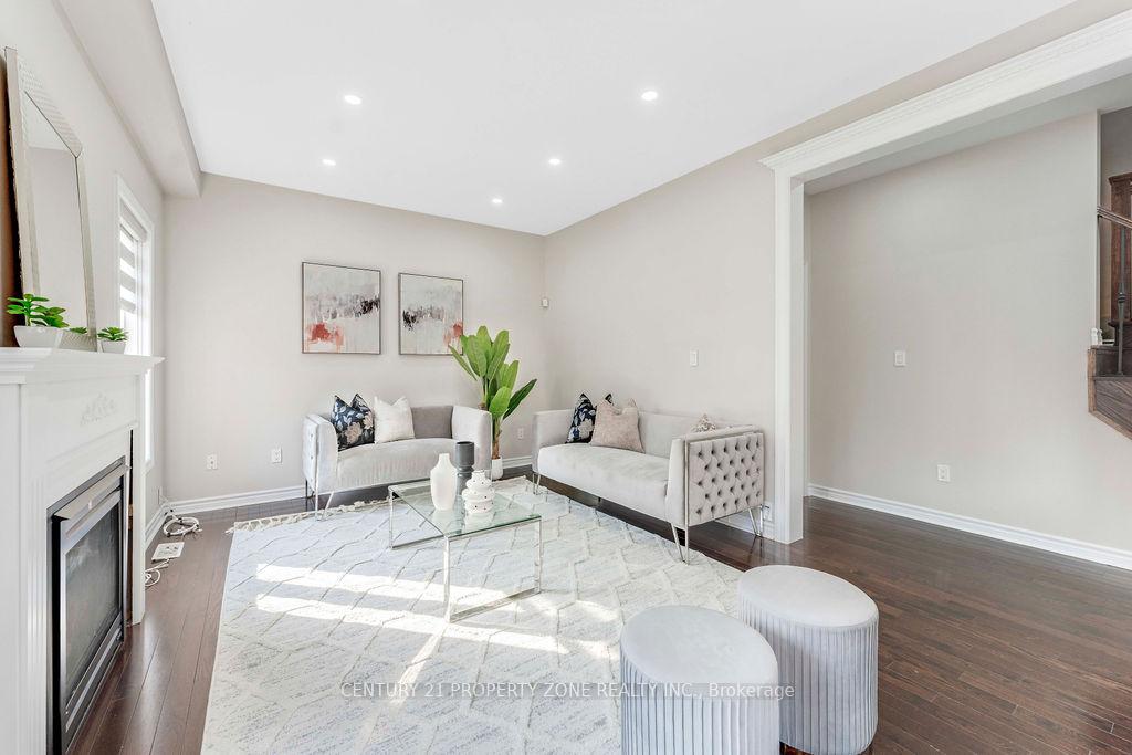 Photo 15 of 95 Teal Crest Circle, Brampton, Credit Valley — HOMEH