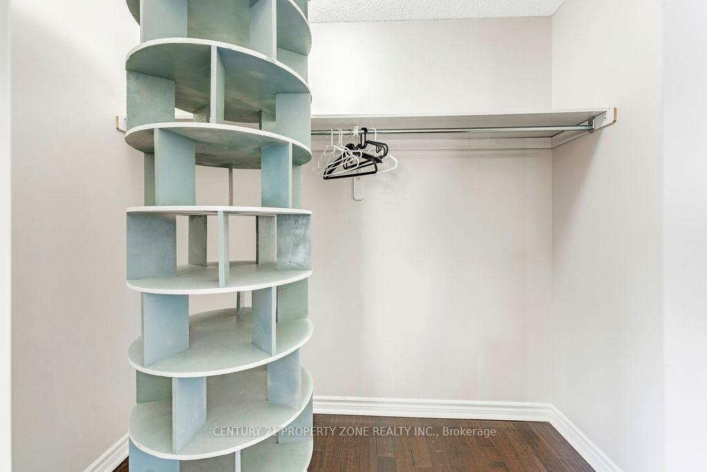 Photo 21 of 95 Teal Crest Circle, Brampton, Credit Valley — HOMEH