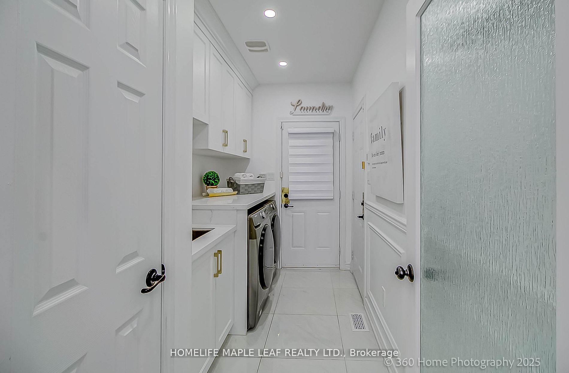 Photo 18 of 174 Bayhampton Drive, Brampton, Vales of Castlemore — HOMEH