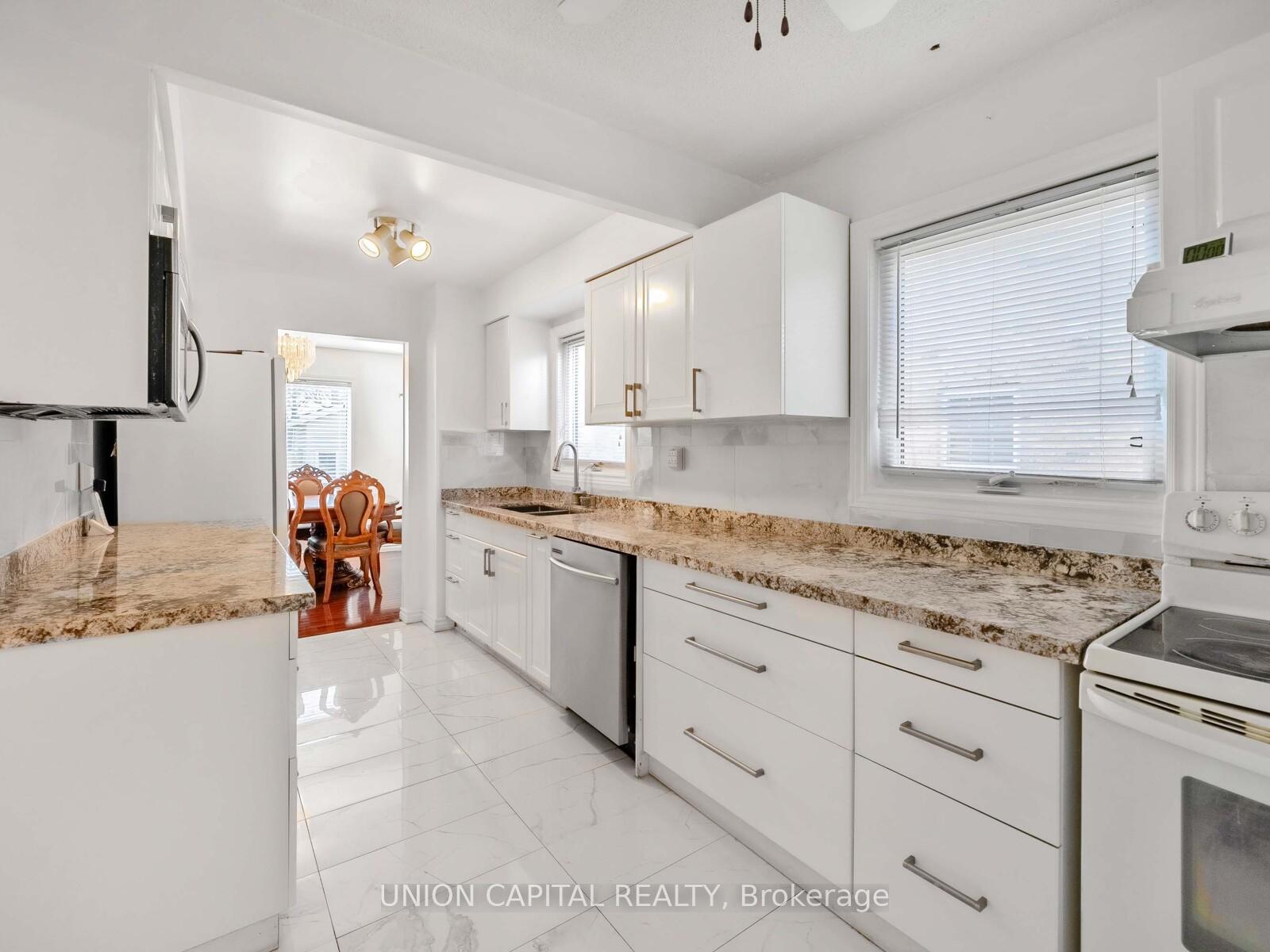 Photo 8 of 165 Simmons Boulevard, Brampton, Madoc — HOMEH