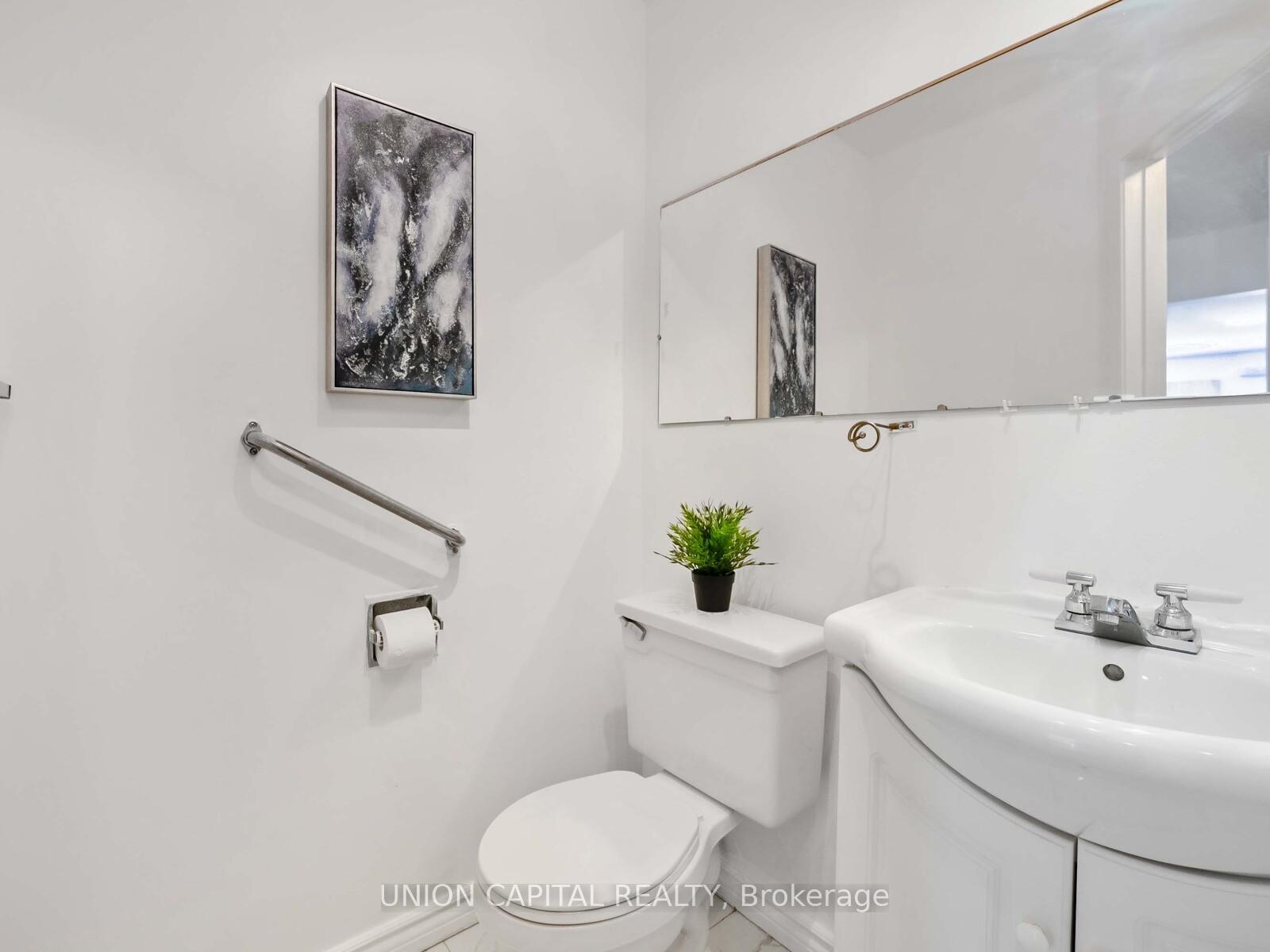 Photo 16 of 165 Simmons Boulevard, Brampton, Madoc — HOMEH