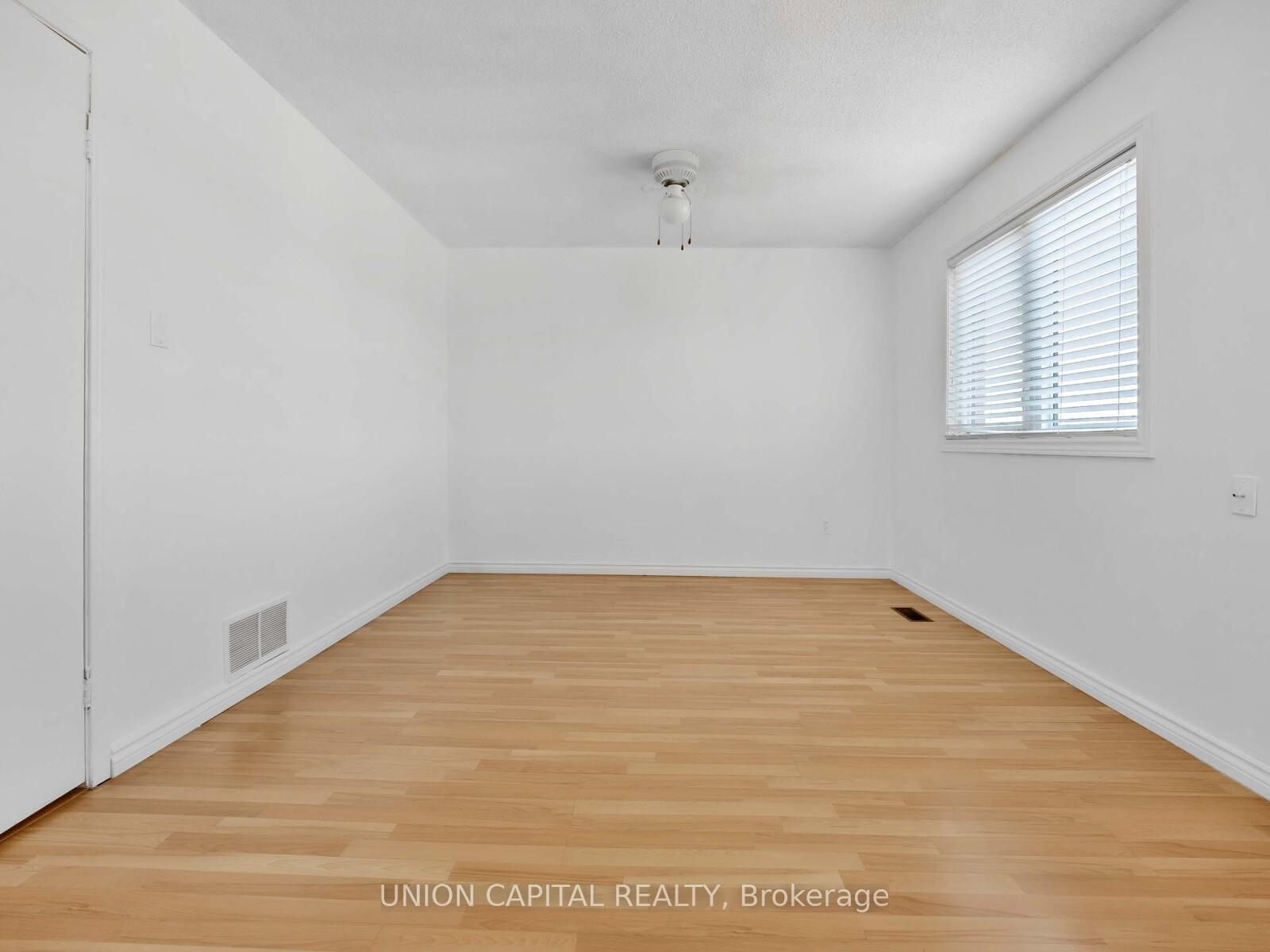 Photo 15 of 165 Simmons Boulevard, Brampton, Madoc — HOMEH