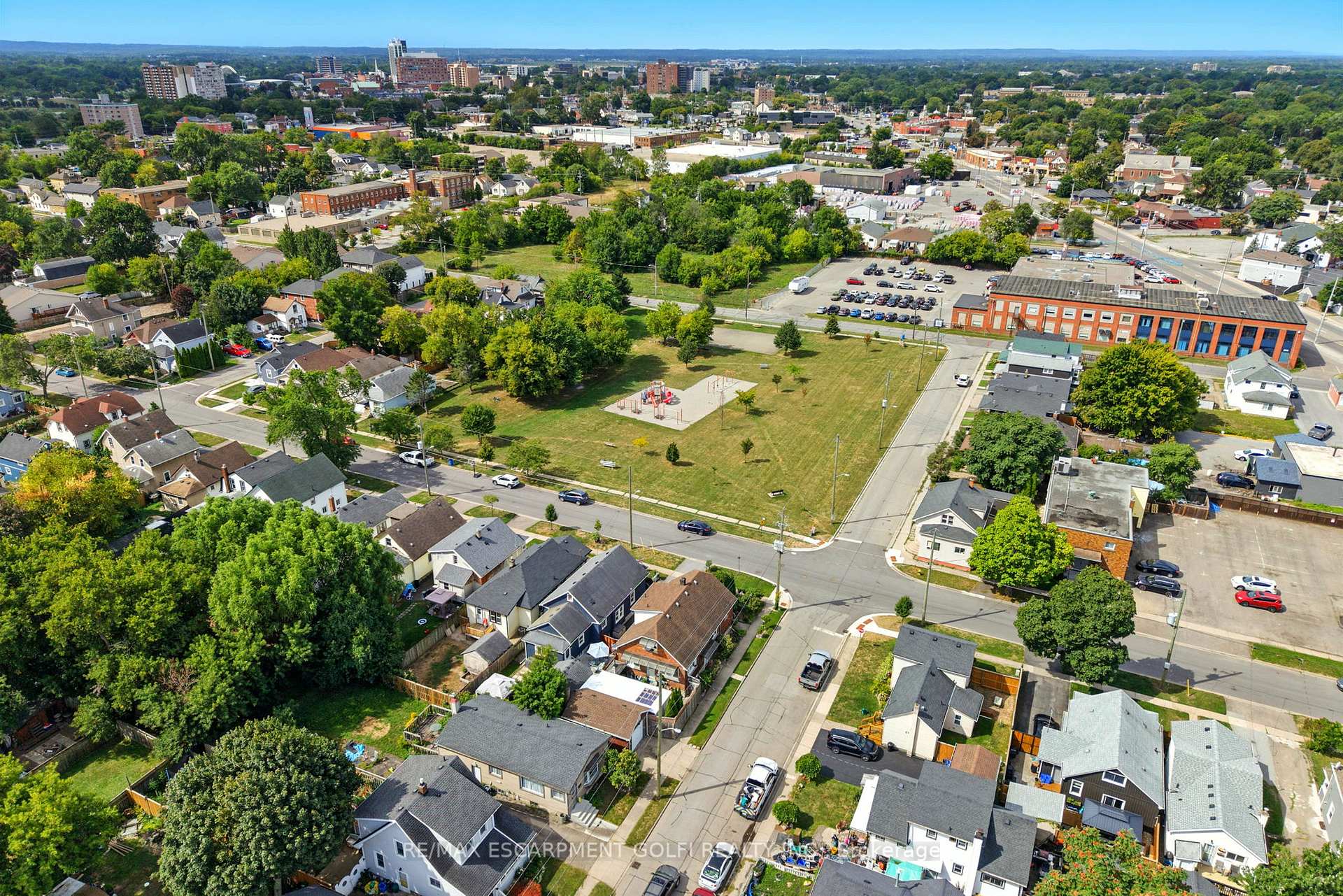 Photo 2 of 80 Haynes Avenue, St. Catharines, E. Chester — HOMEH