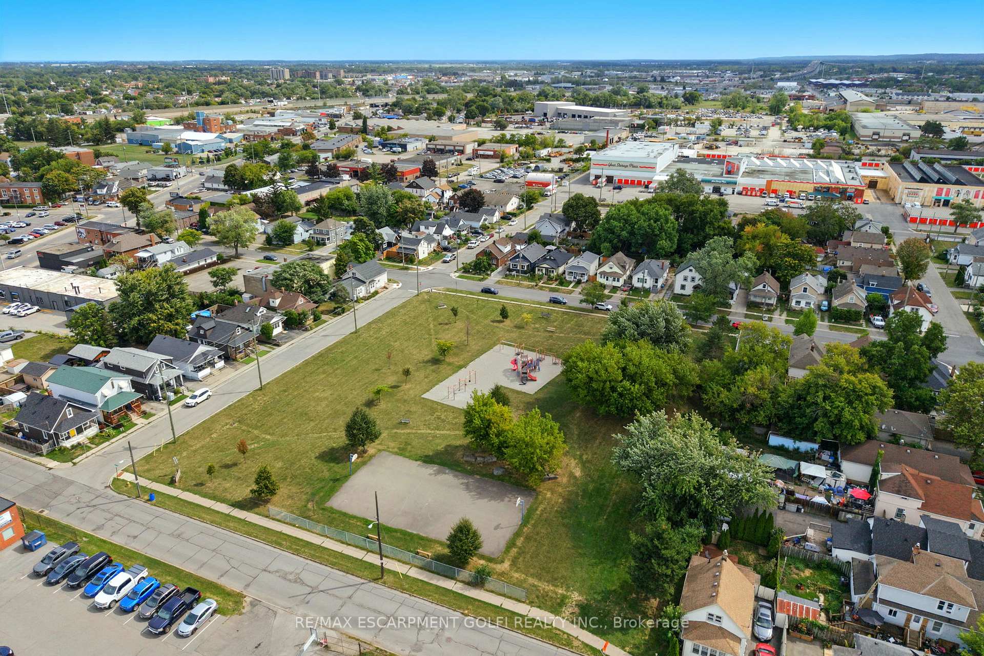 Photo 3 of 80 Haynes Avenue, St. Catharines, E. Chester — HOMEH