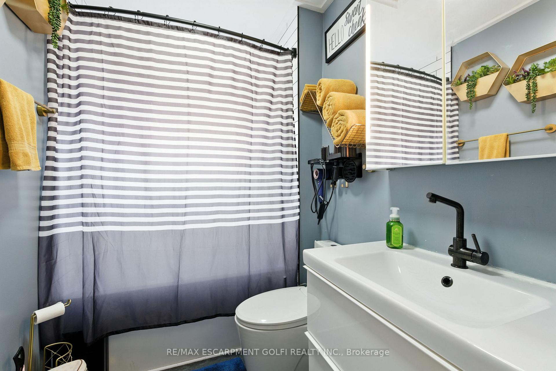 Photo 7 of 80 Haynes Avenue, St. Catharines, E. Chester — HOMEH