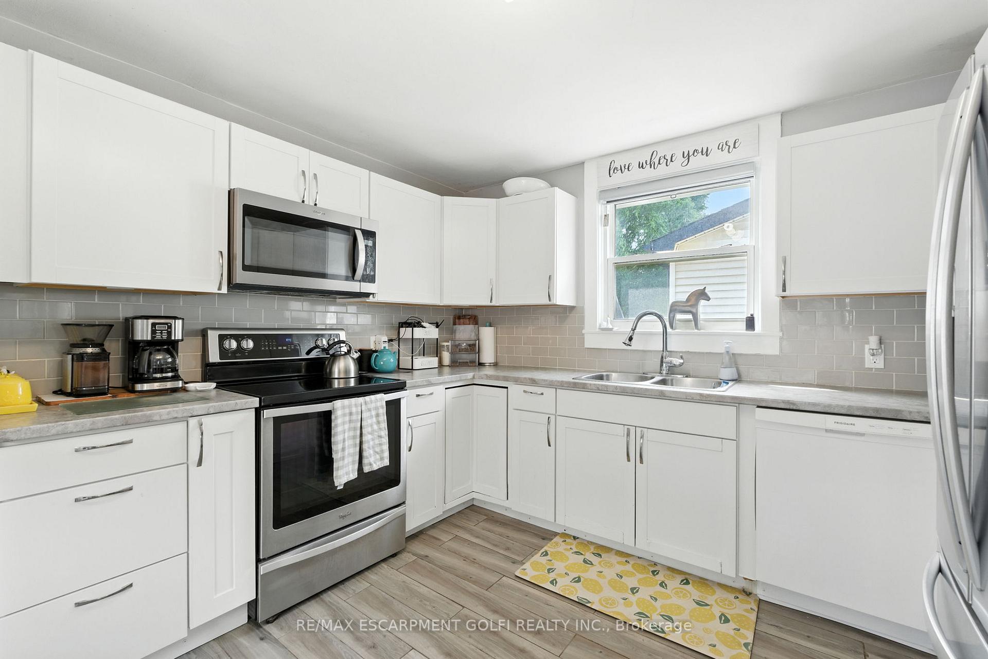 Photo 13 of 80 Haynes Avenue, St. Catharines, E. Chester — HOMEH