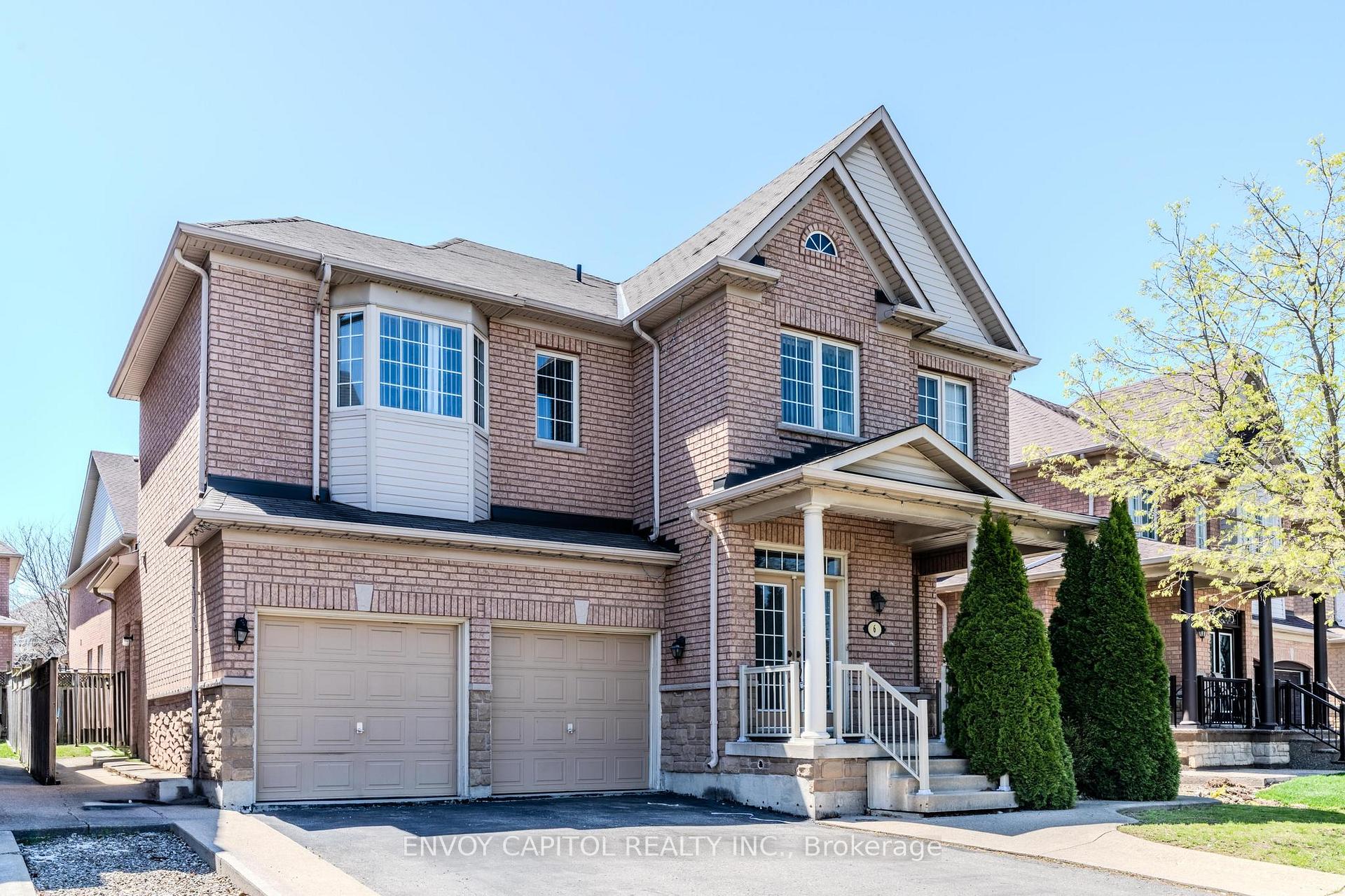 Photo 2 of 6 Sparkling Place, Brampton, Sandringham-Wellington — HOMEH