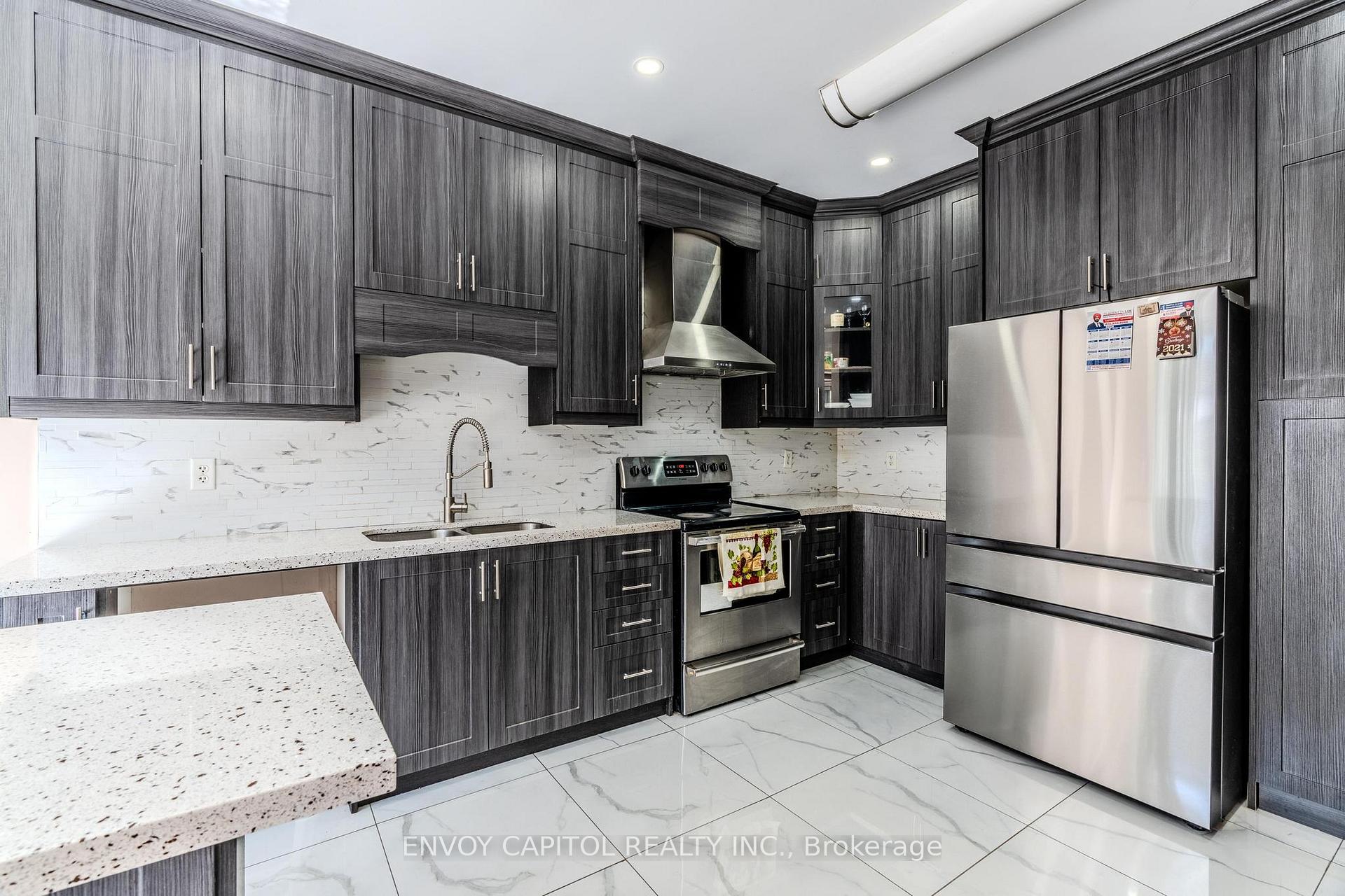 Photo 20 of 6 Sparkling Place, Brampton, Sandringham-Wellington — HOMEH