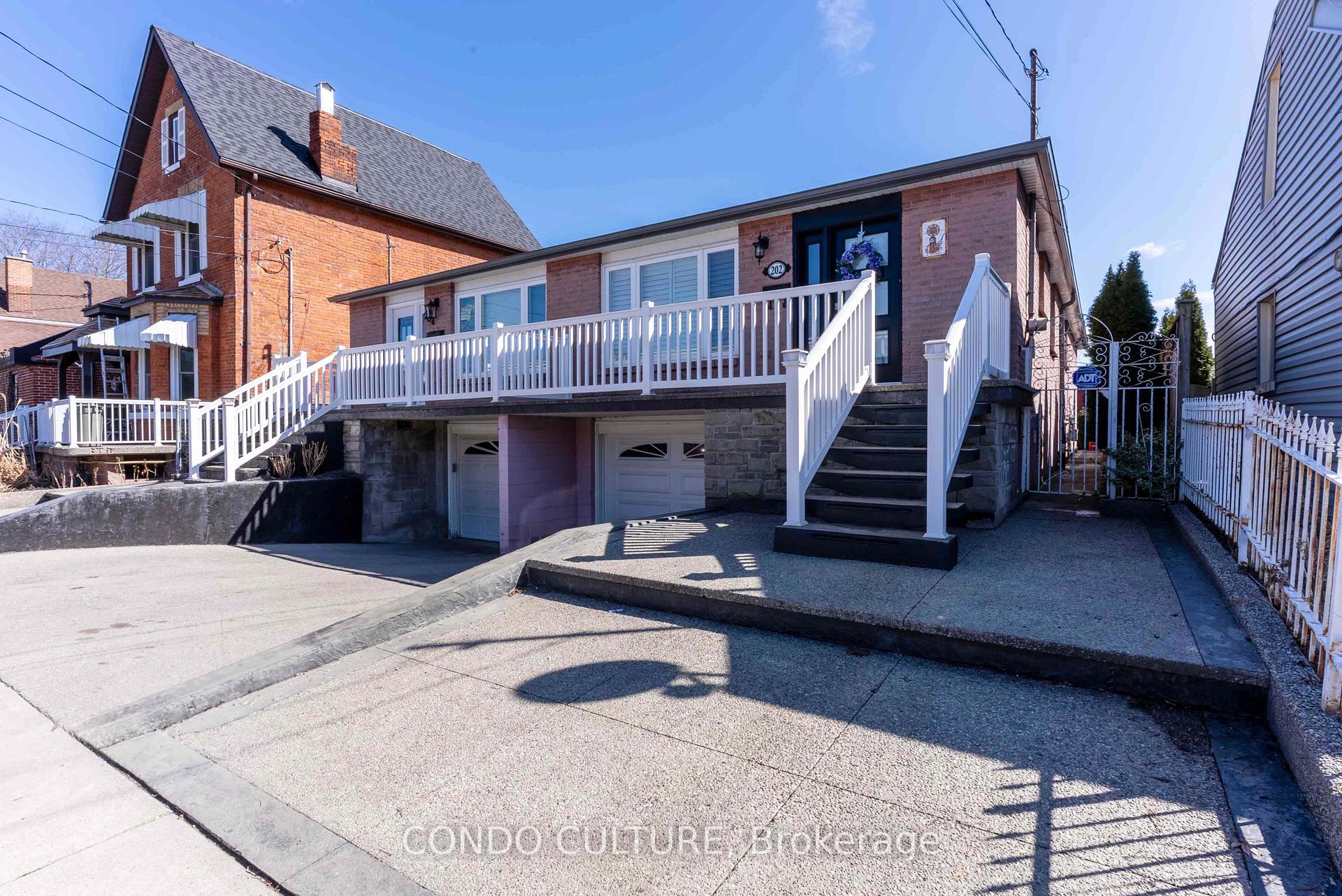 Photo 2 of 202 Ray Street N, Hamilton, Strathcona — HOMEH
