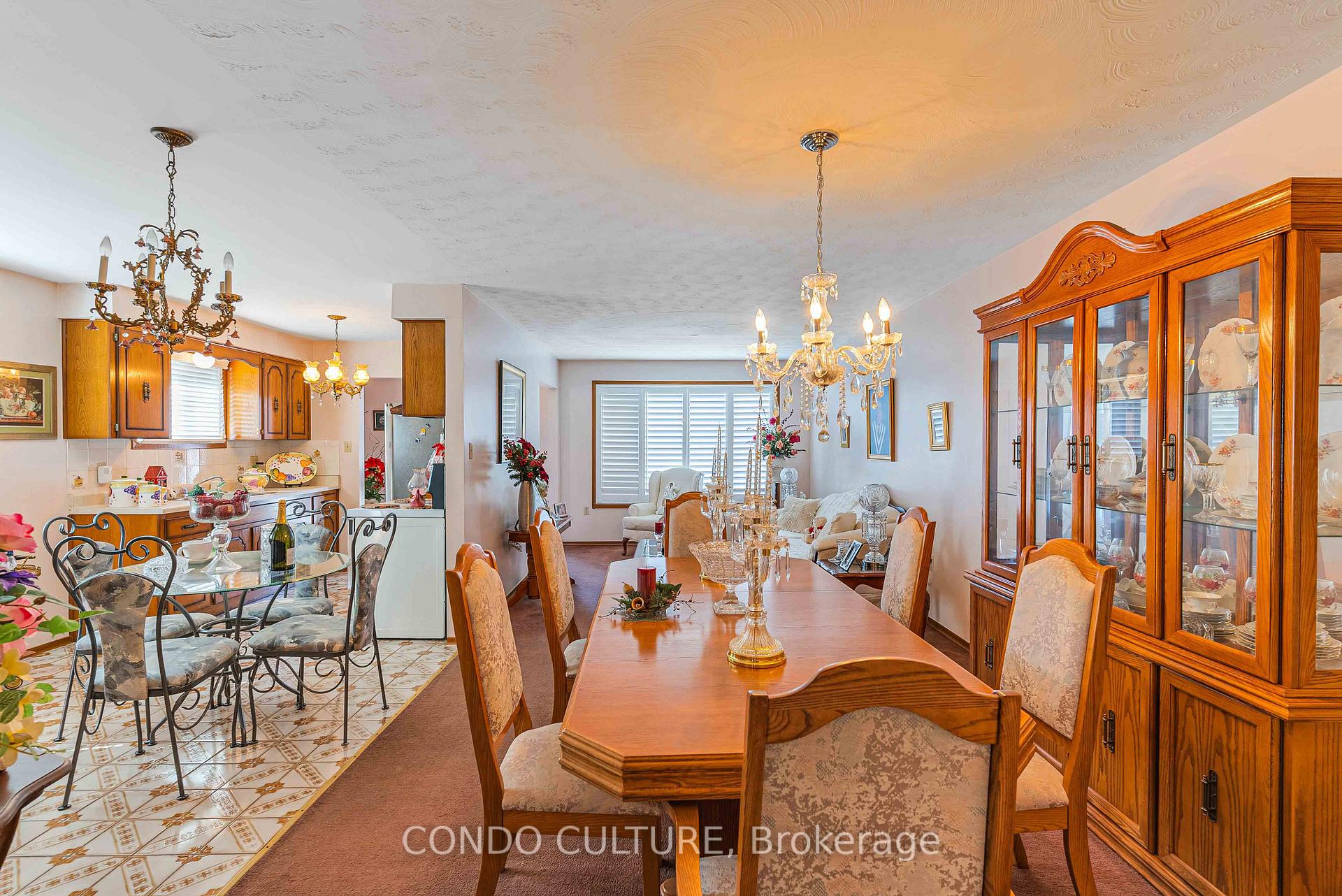 Photo 11 of 202 Ray Street N, Hamilton, Strathcona — HOMEH